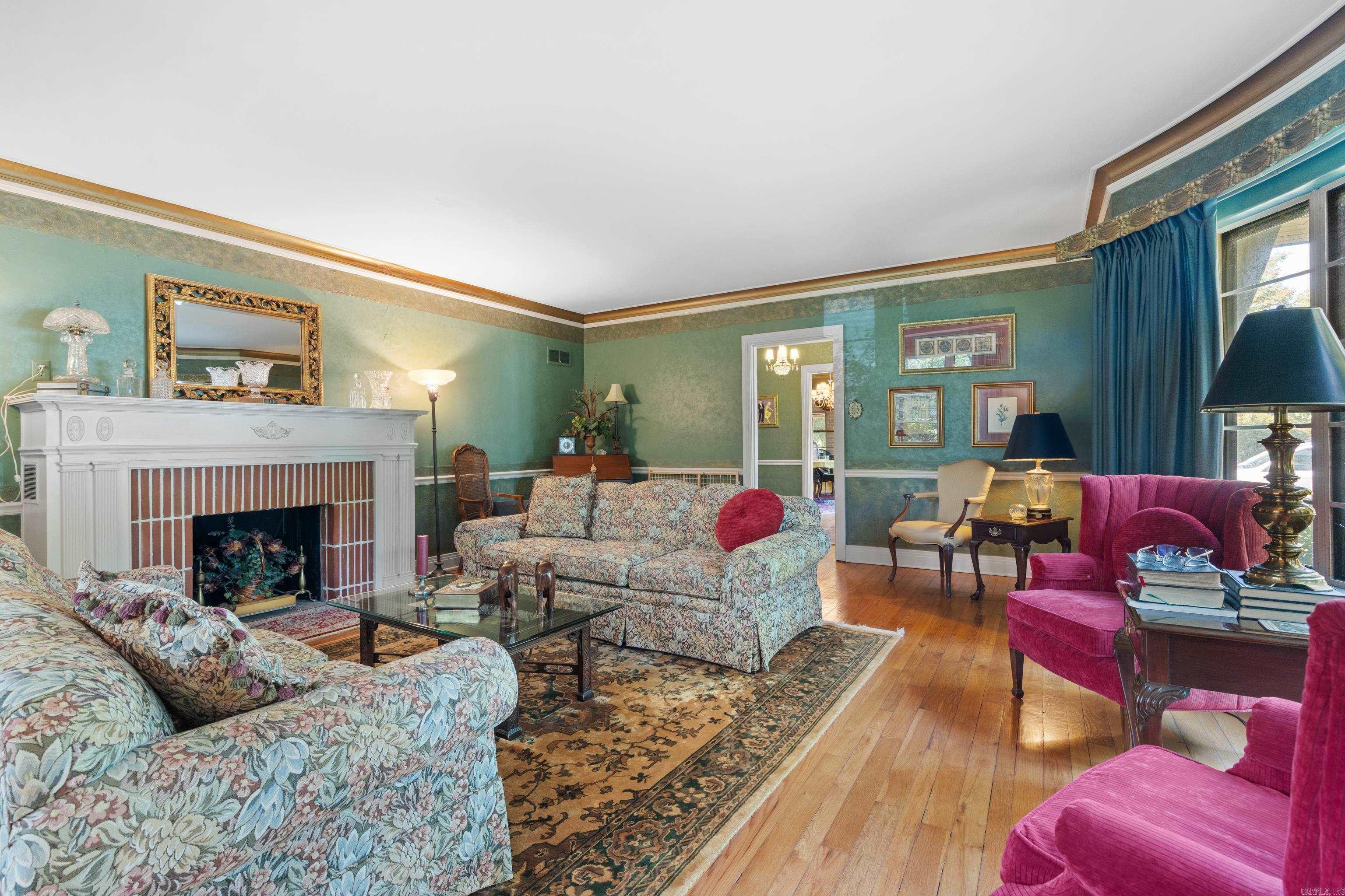 2724 Malvern Avenue Hot Springs, AR 71901