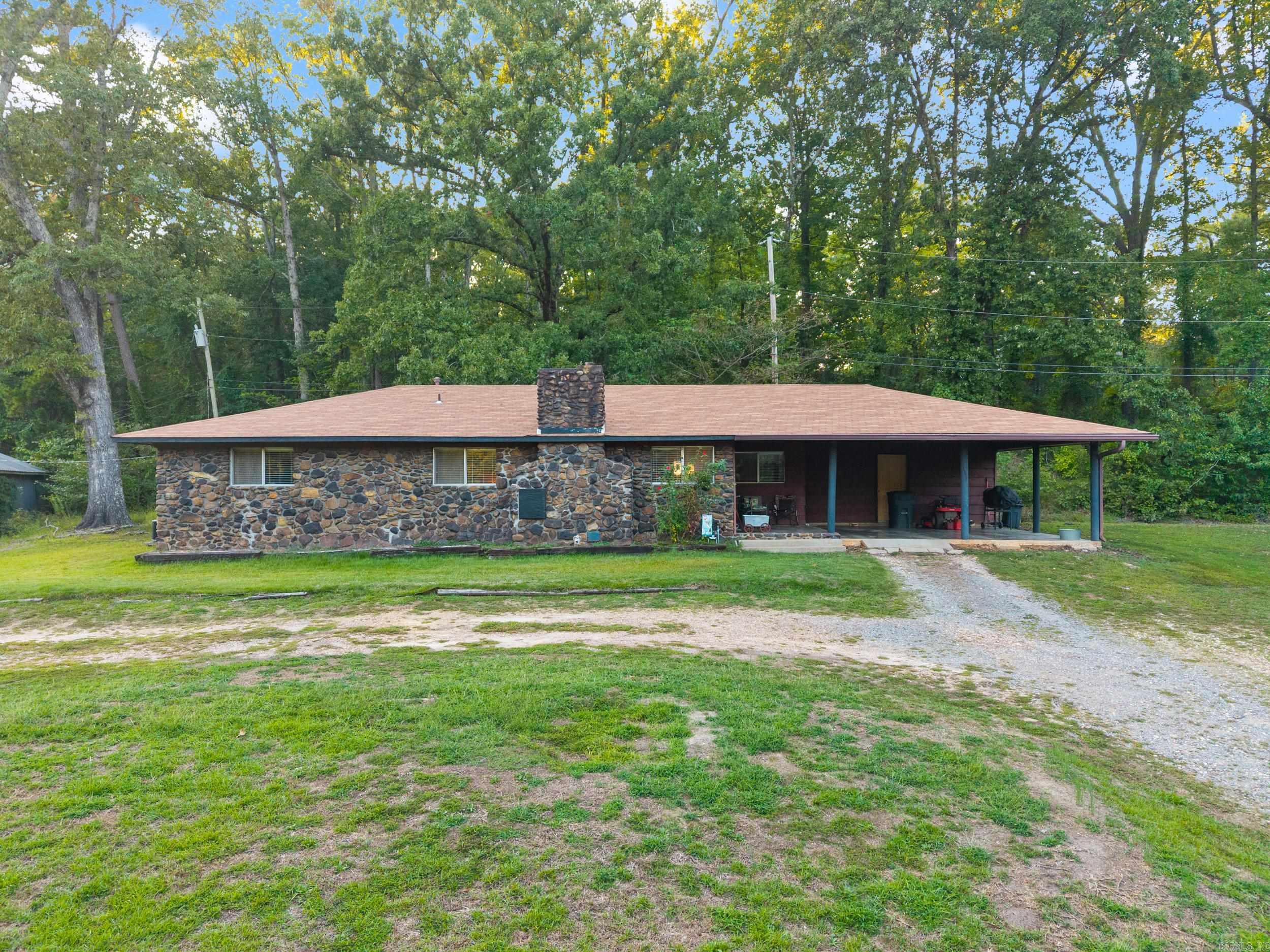 1507 Chatfield Road