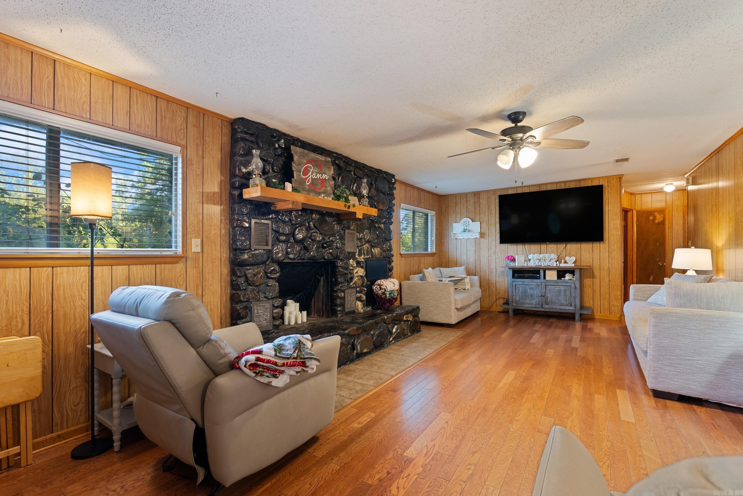 1507 Chatfield Road — photo 3