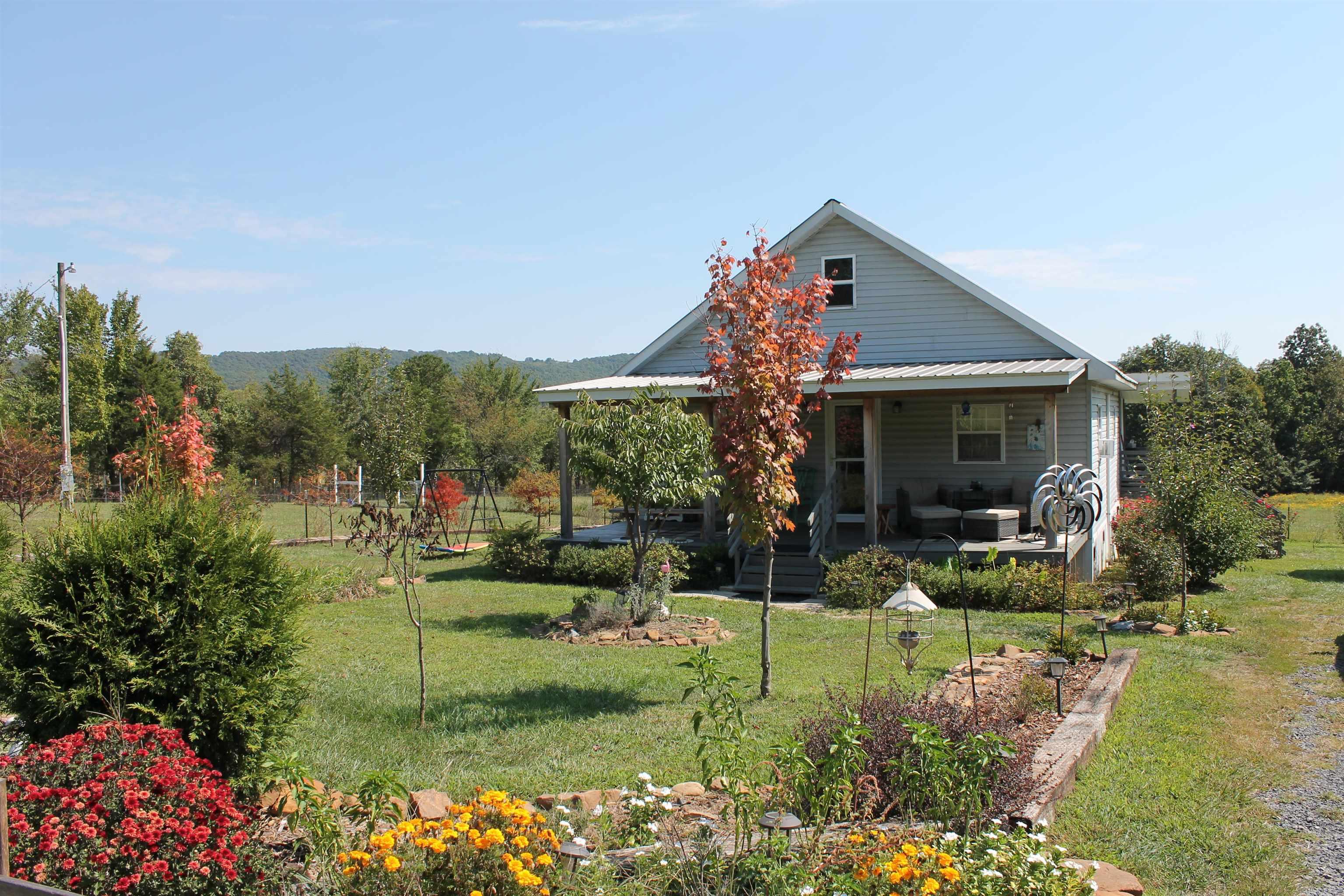 2462 Hilltop Road Marshall, AR 72650