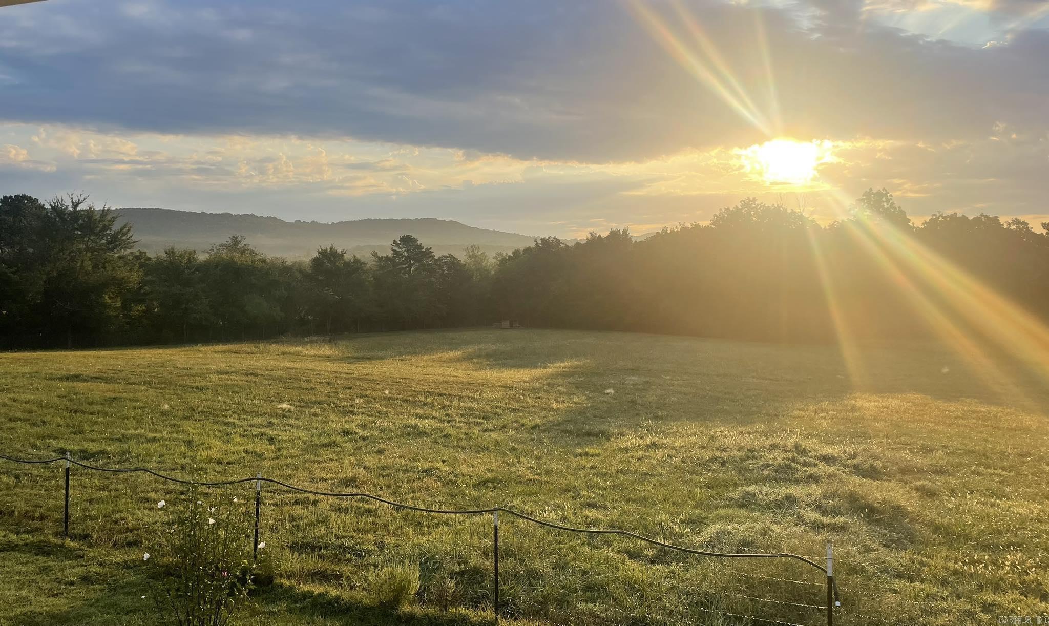 2462 Hilltop Road Marshall, AR 72650