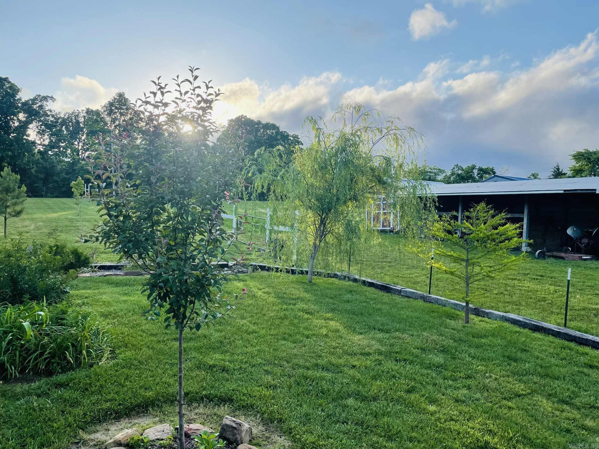 2462 Hilltop Road Marshall, AR 72650