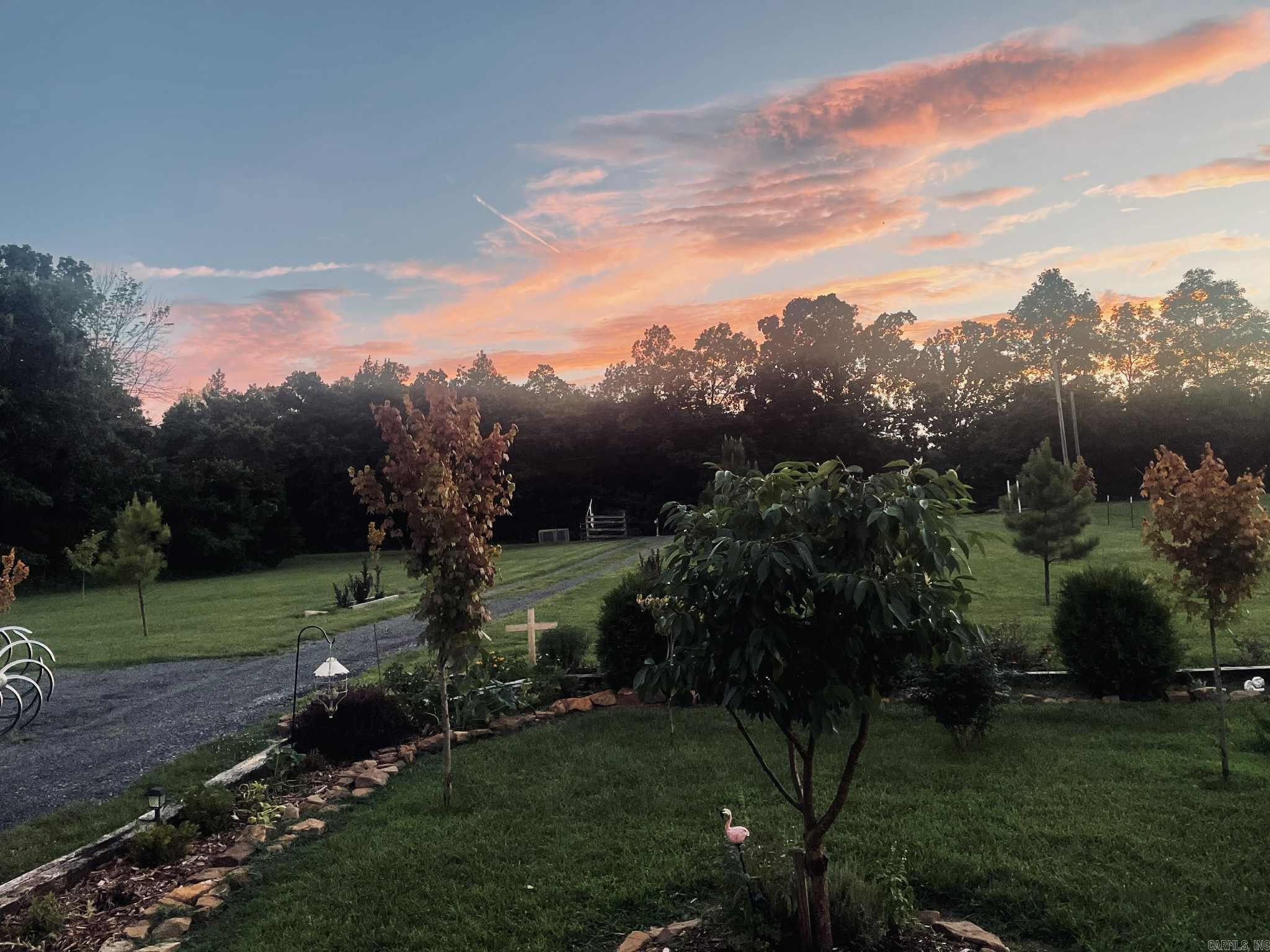 2462 Hilltop Road Marshall, AR 72650