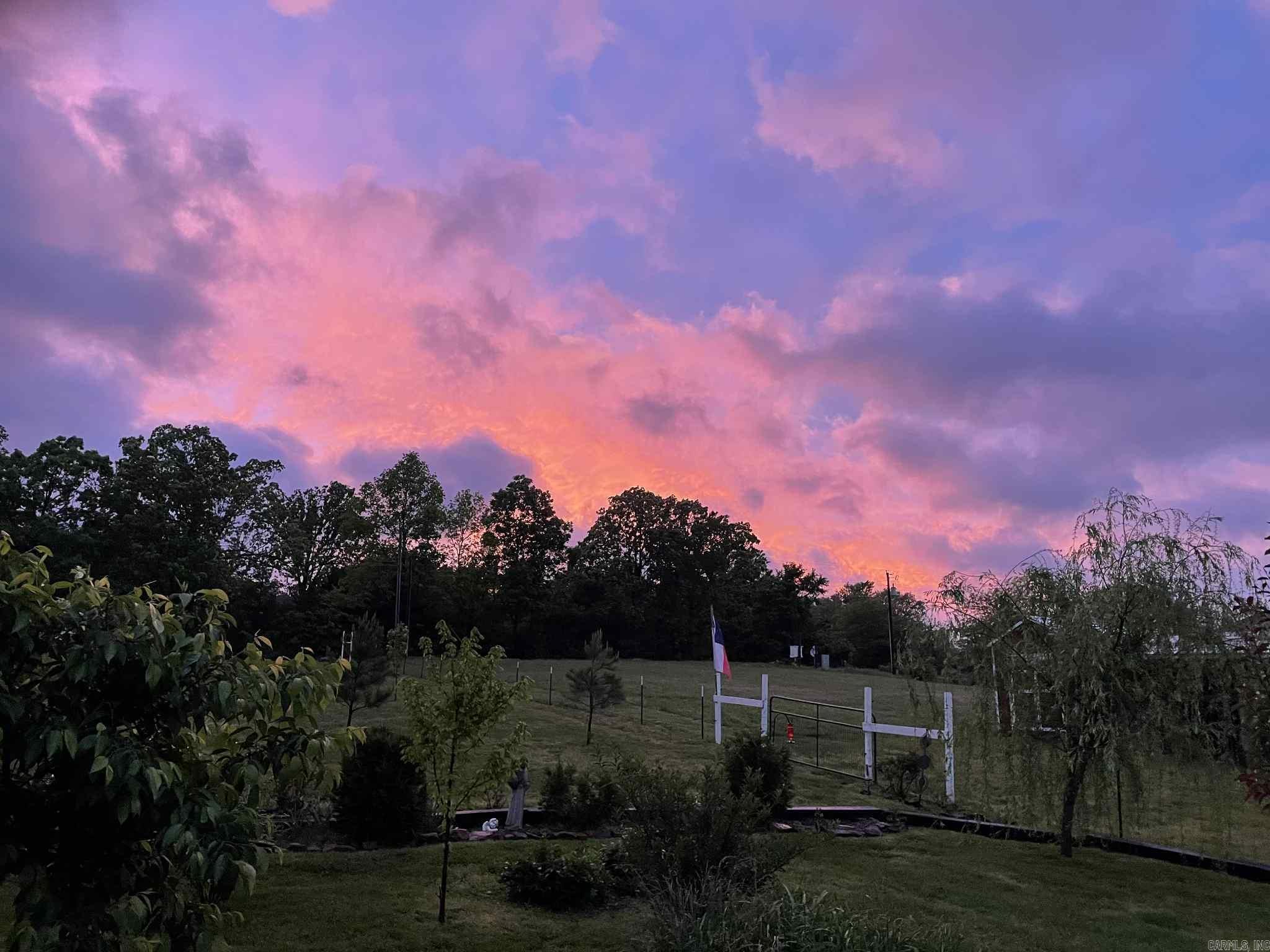 2462 Hilltop Road Marshall, AR 72650