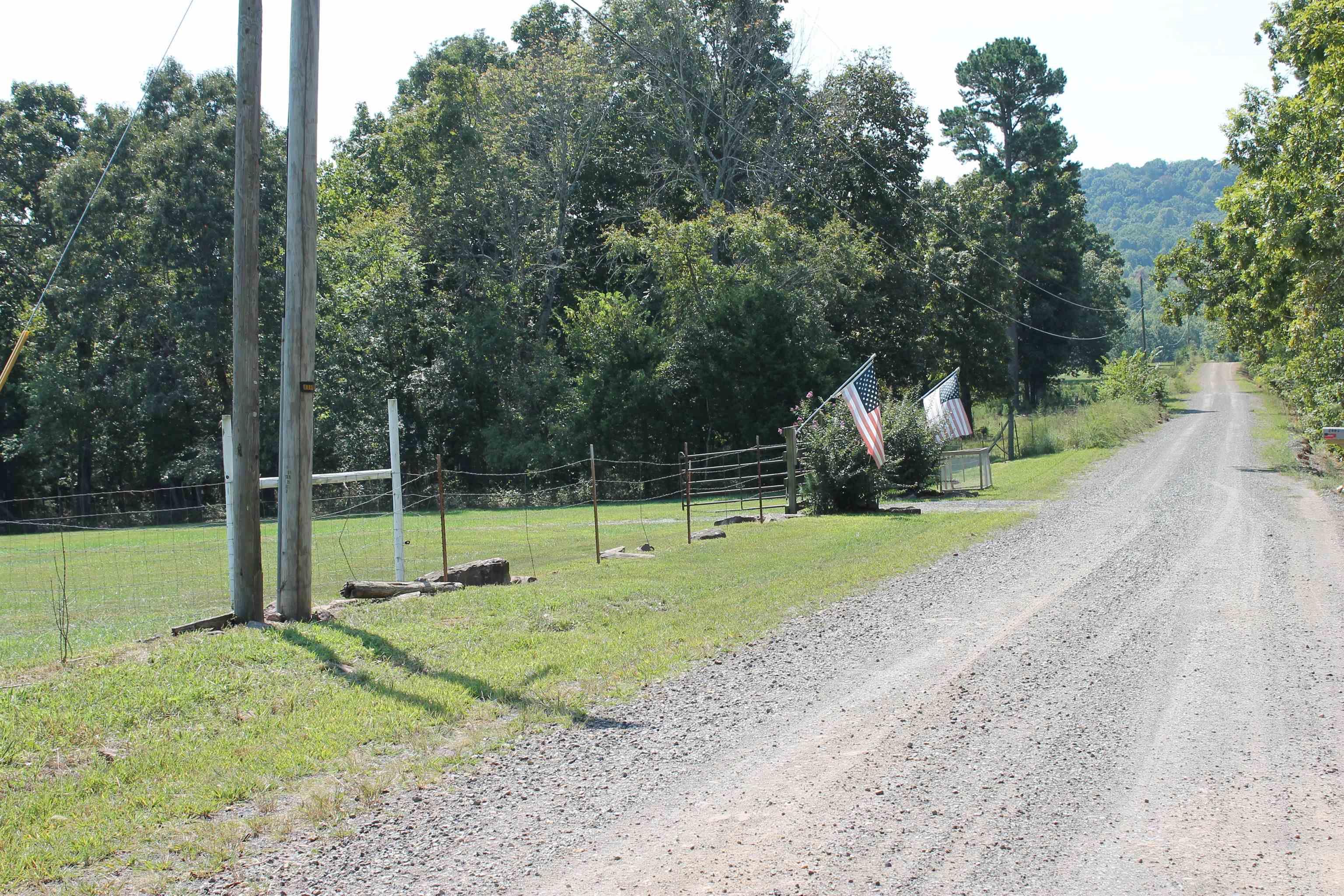 2462 Hilltop Road Marshall, AR 72650