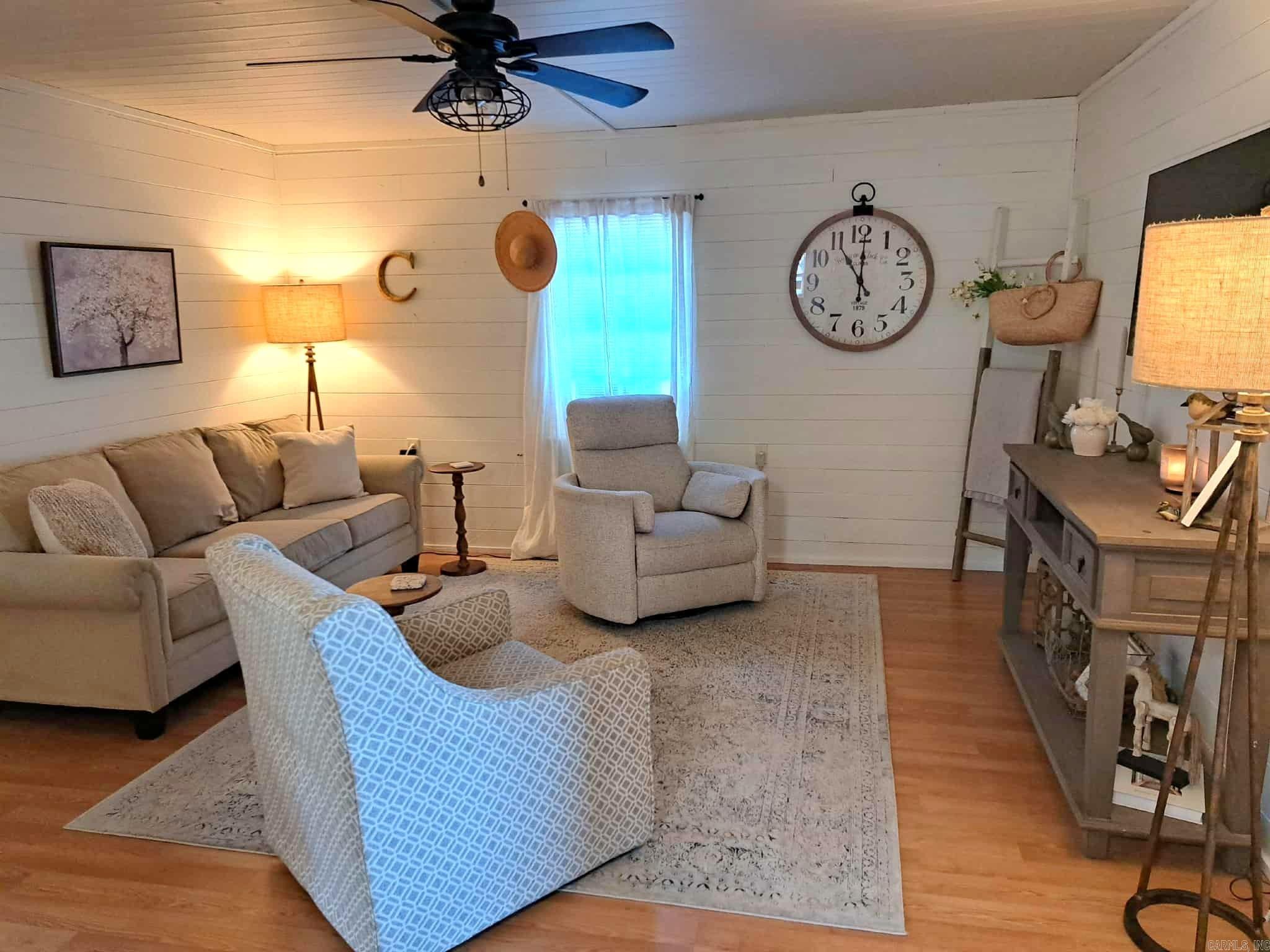 2462 Hilltop Road Marshall, AR 72650