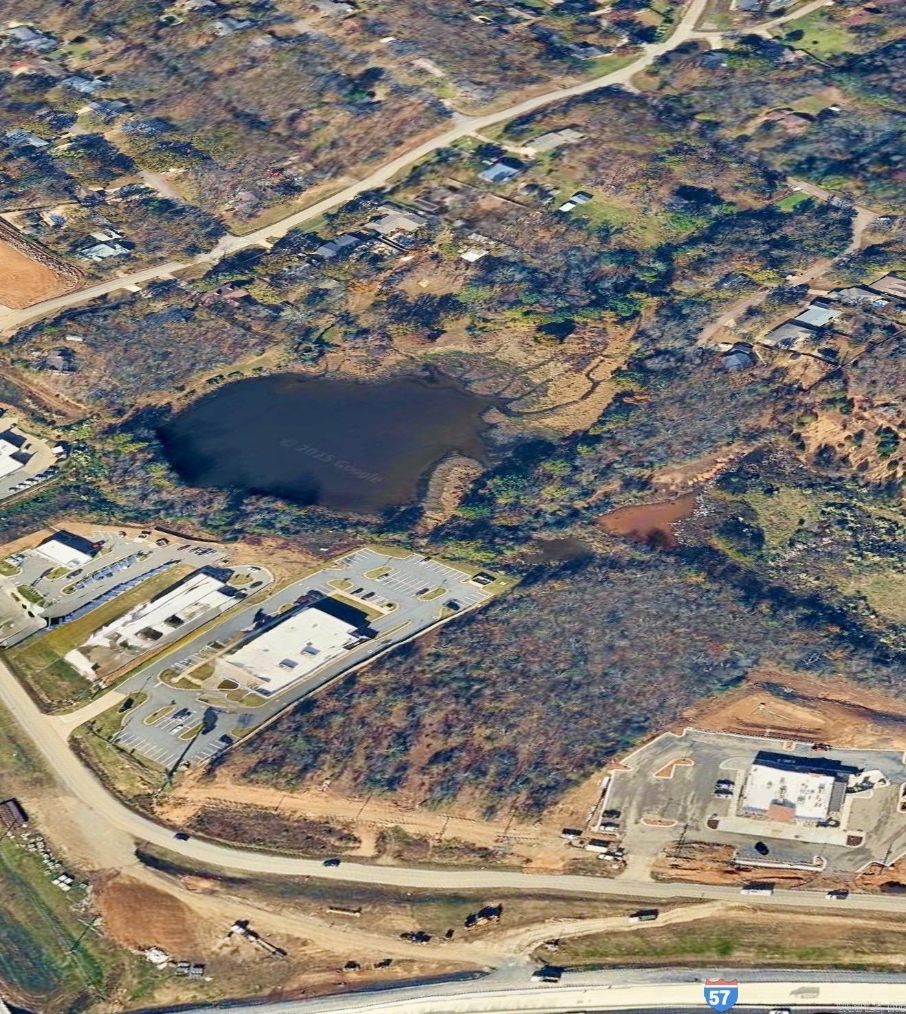 00 Sun Vista Land Behind Splash Oil Changing, Car Wash Cabot, AR