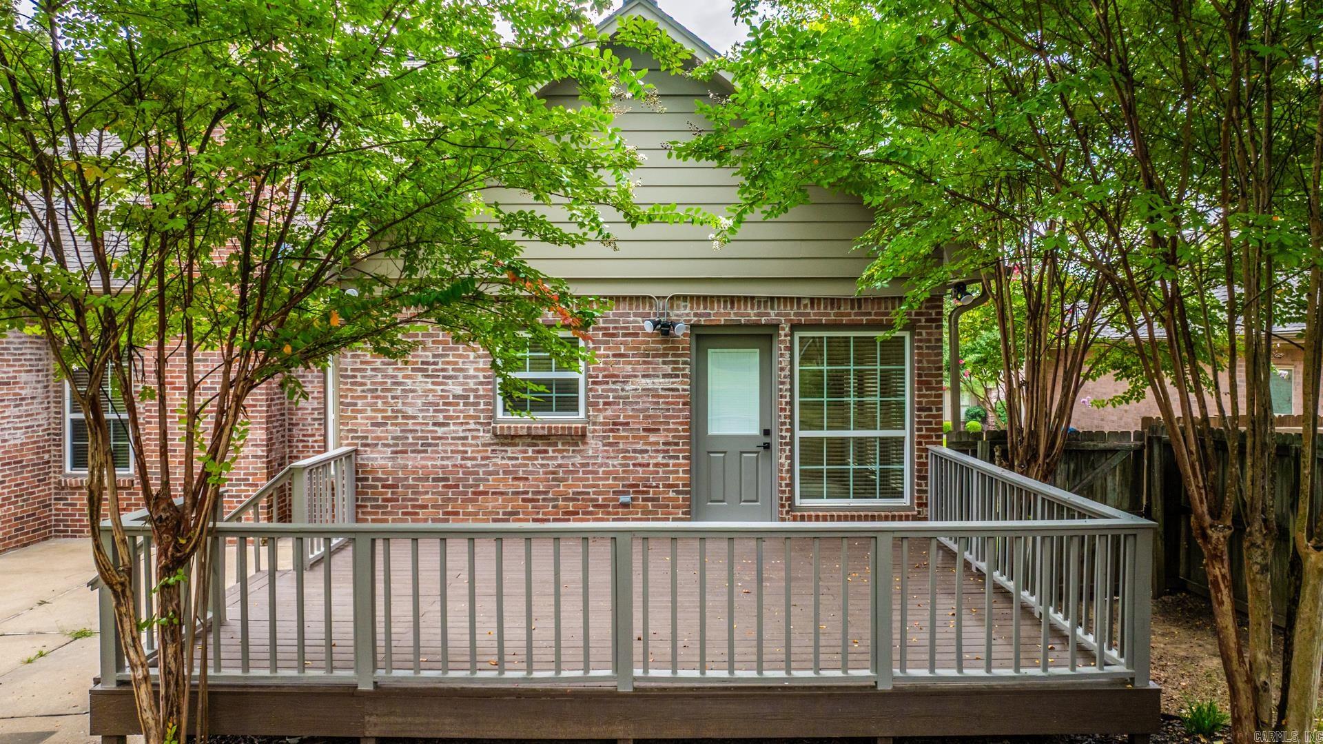 13818 Longtree Drive Little Rock, AR 72212