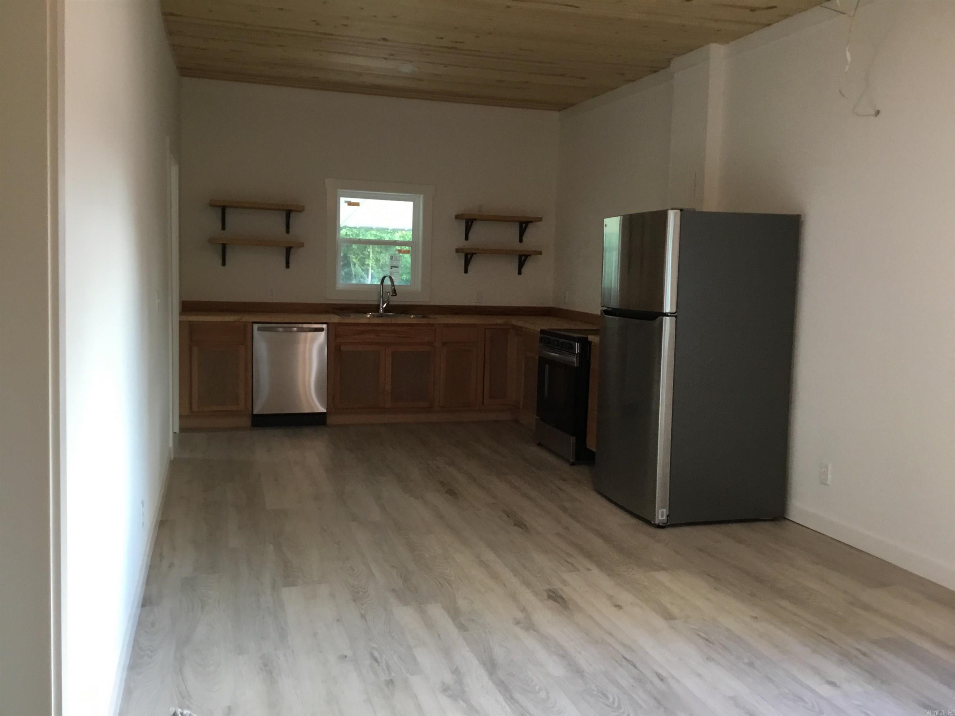 610 Cypress Street Leslie, AR 72645