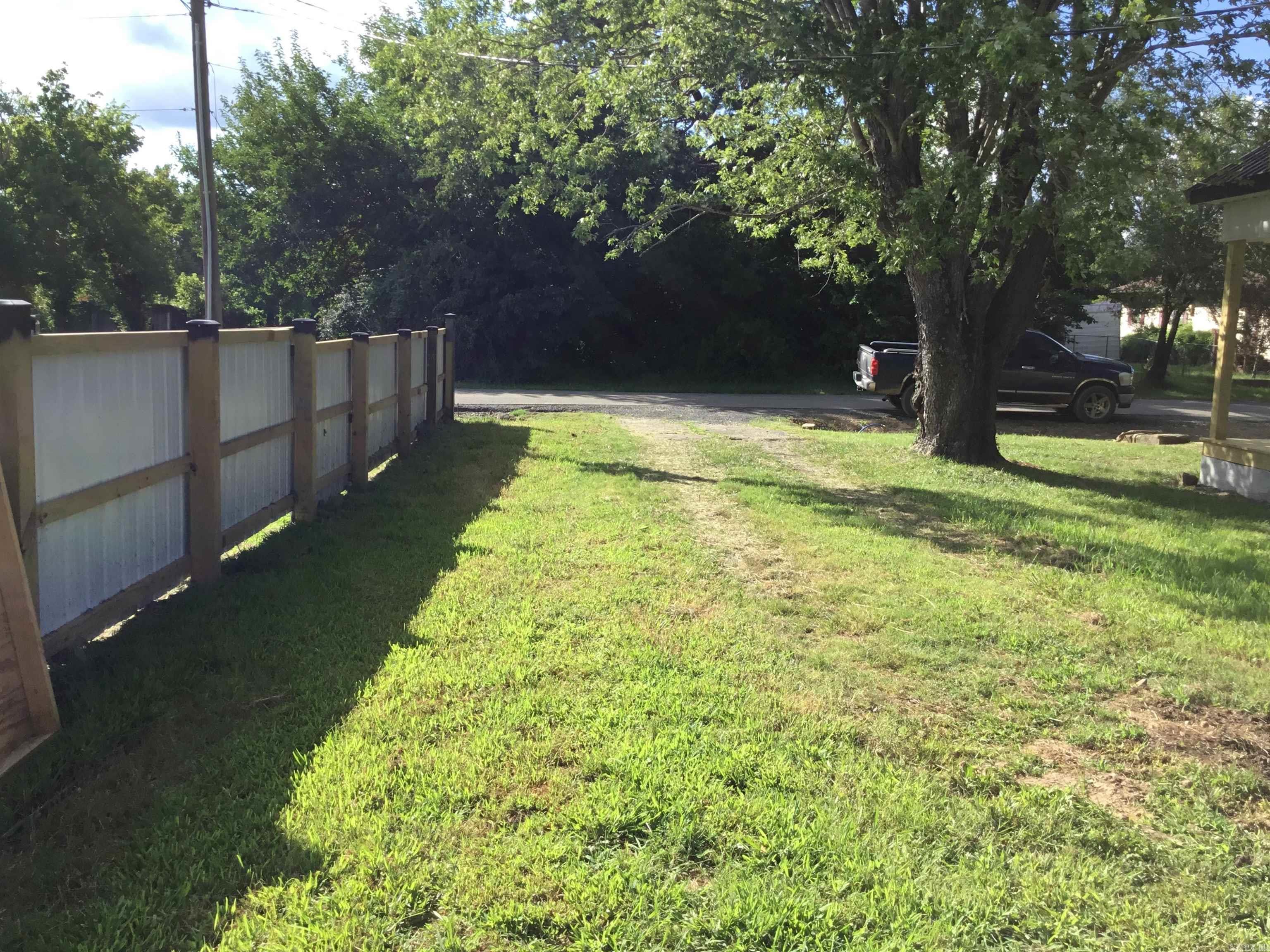 610 Cypress Street Leslie, AR 72645