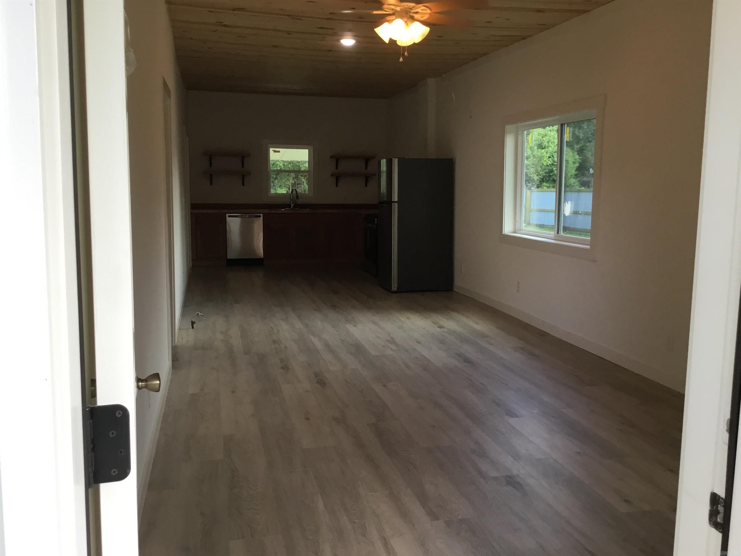 610 Cypress Street Leslie, AR 72645