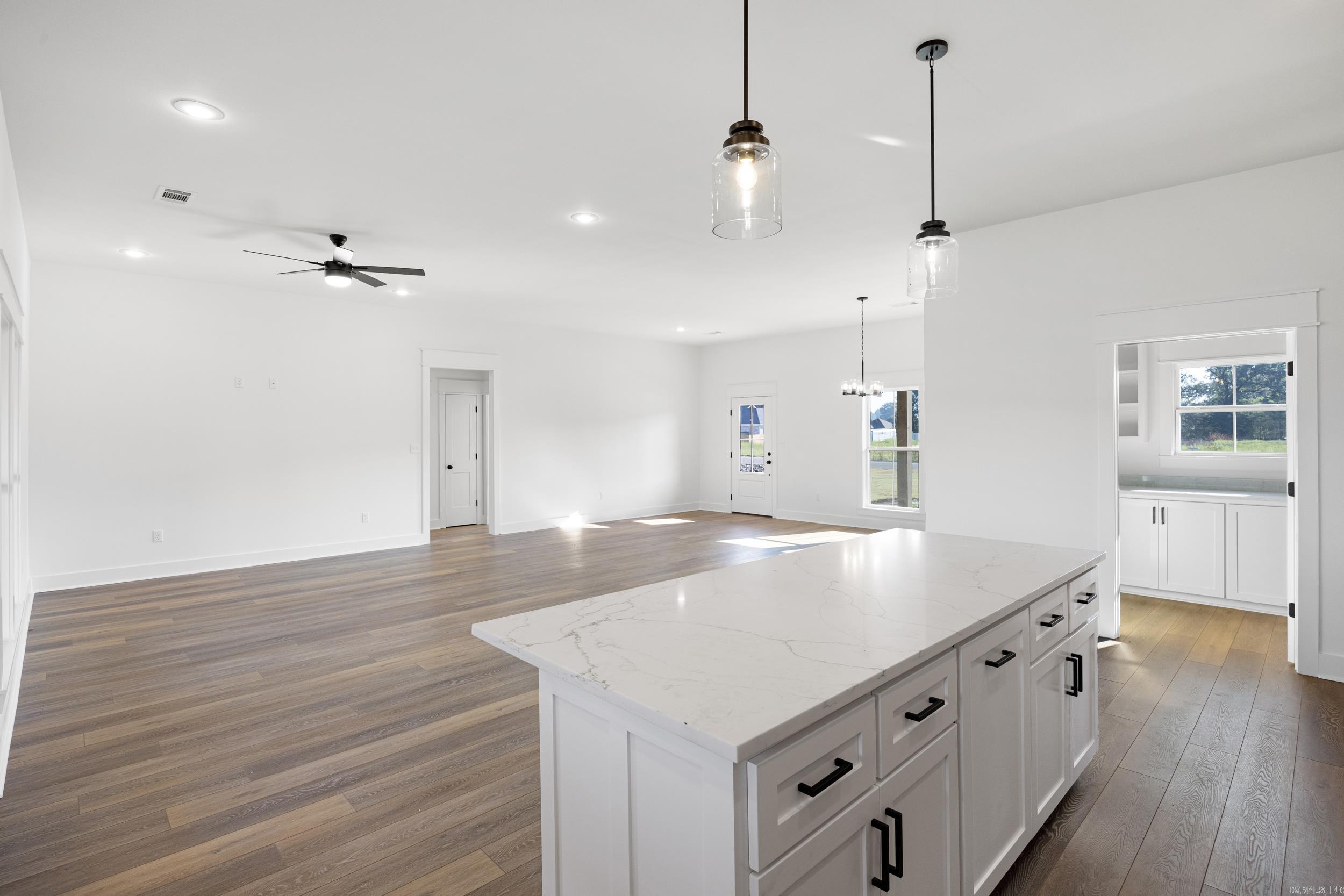 30 Sunny Drive Morrilton, AR 72110-1556