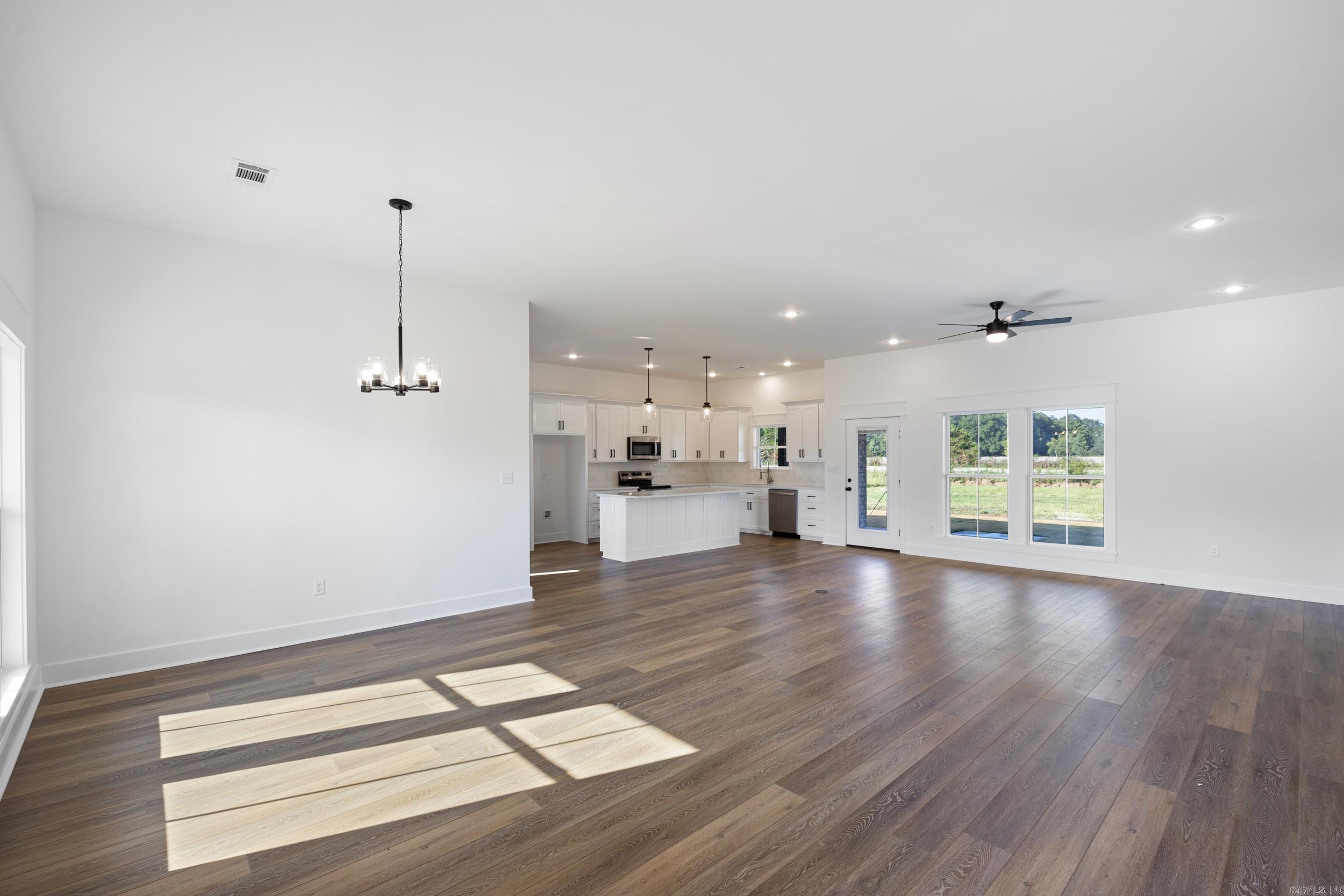 30 Sunny Drive Morrilton, AR 72110-1556