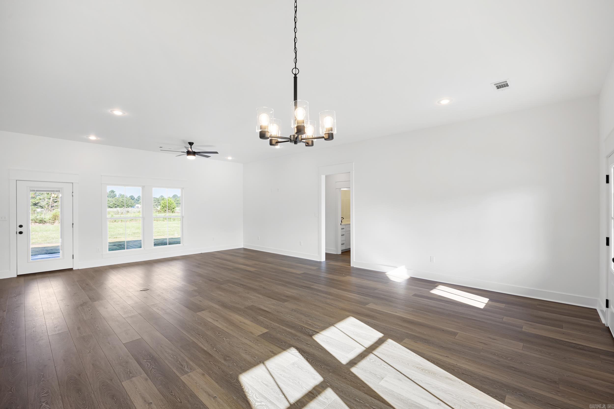 30 Sunny Drive Morrilton, AR 72110-1556