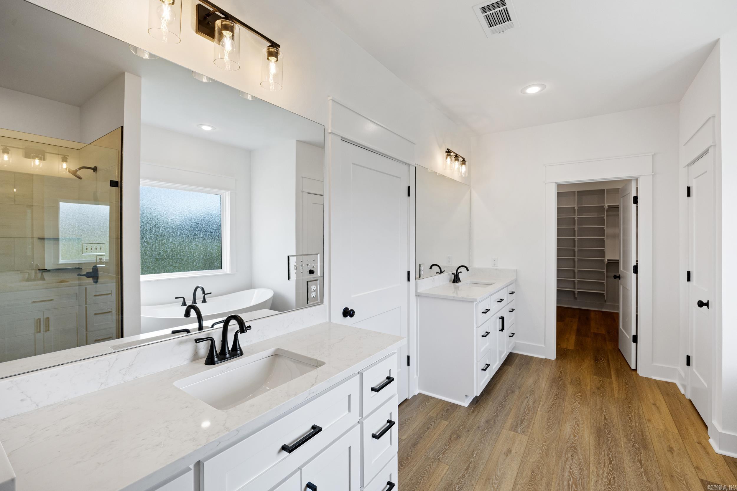 30 Sunny Drive Morrilton, AR 72110-1556