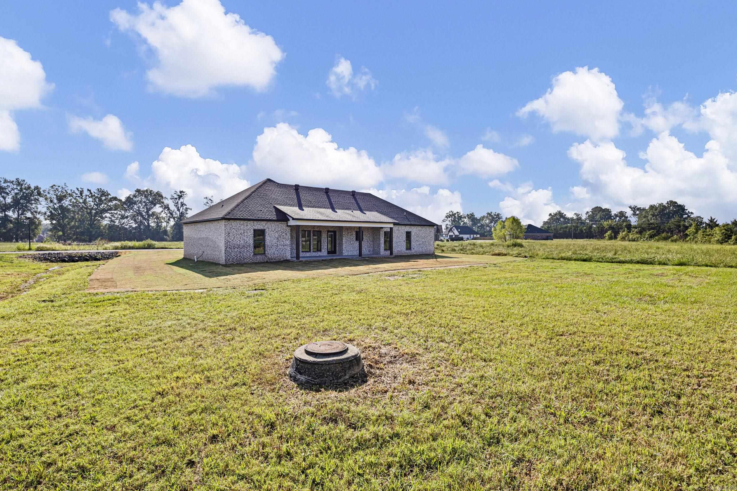 30 Sunny Drive Morrilton, AR 72110-1556