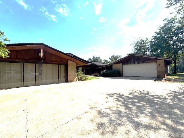 1119 S Gabbert  Monticello, AR