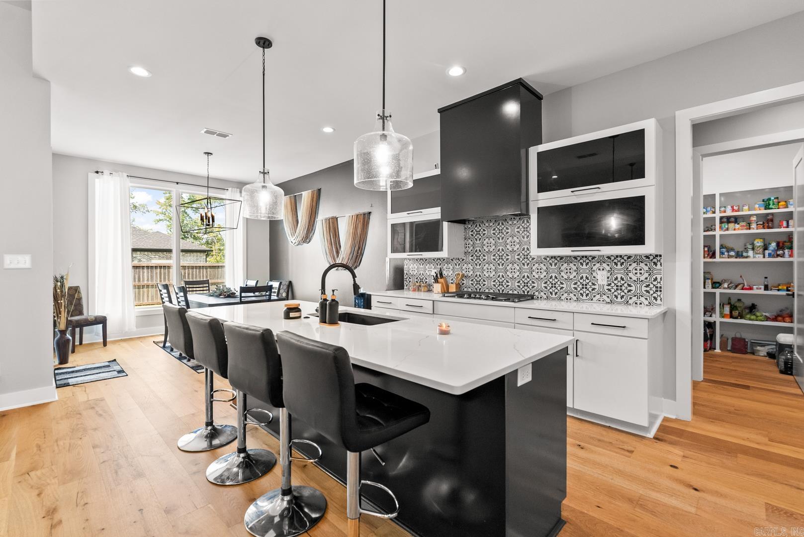 4904 Lake Vista Drive Benton, AR 72019