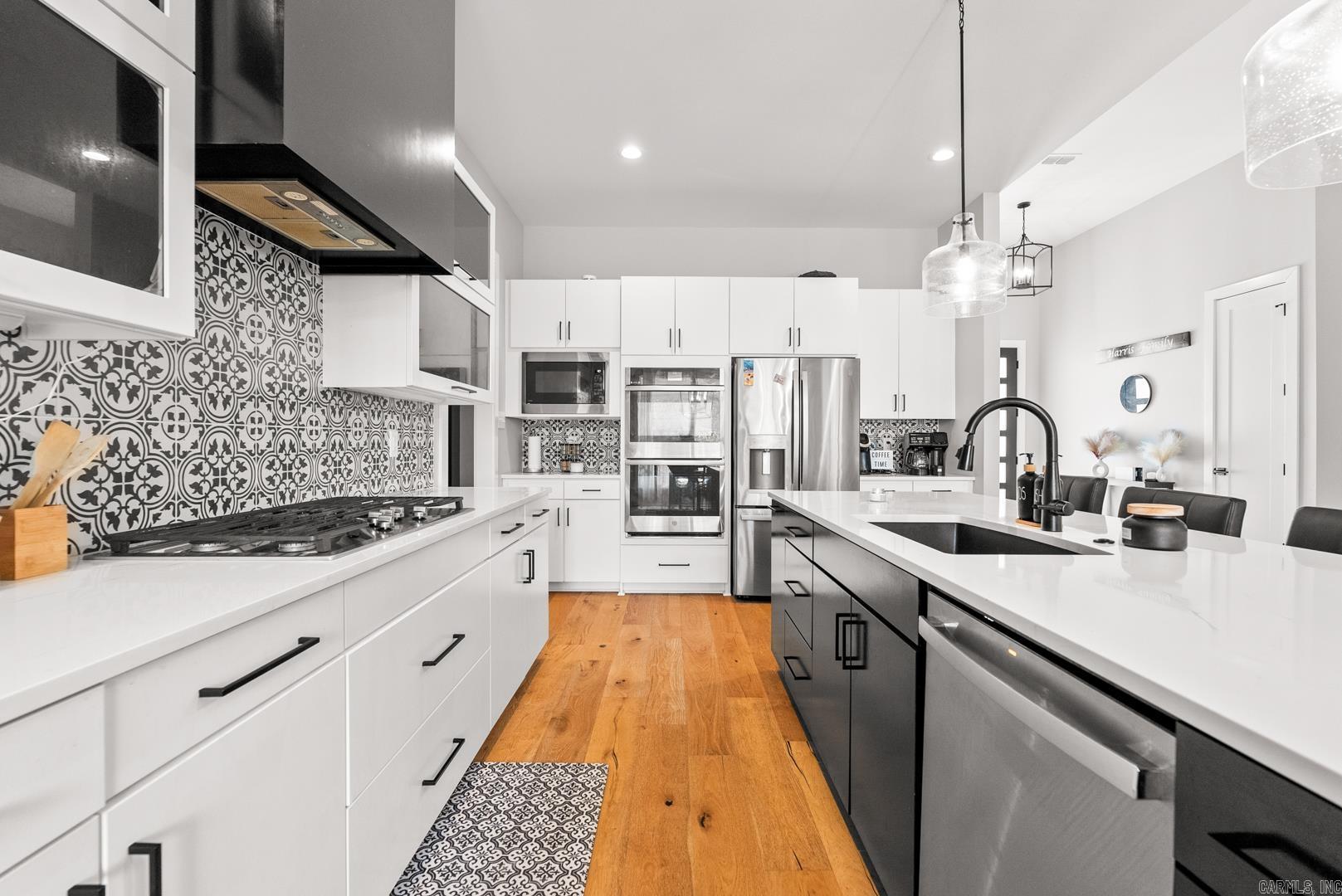 4904 Lake Vista Drive Benton, AR 72019