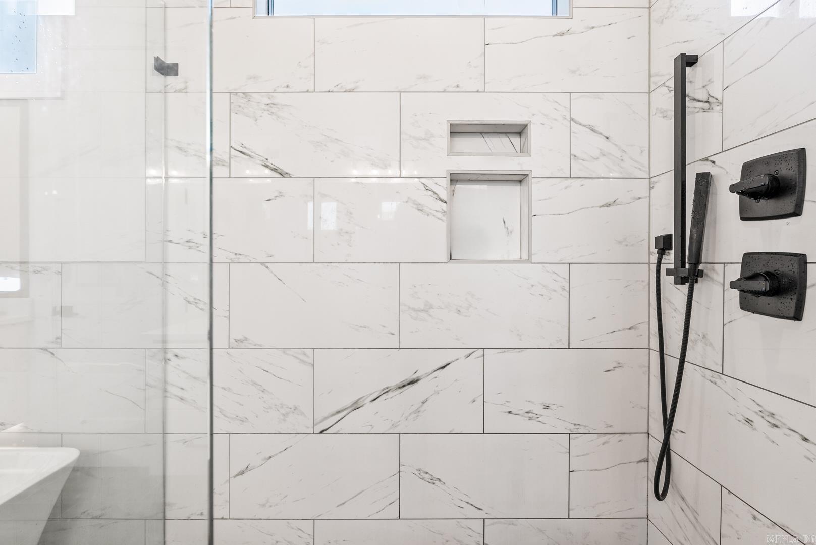 4904 Lake Vista Drive Benton, AR 72019