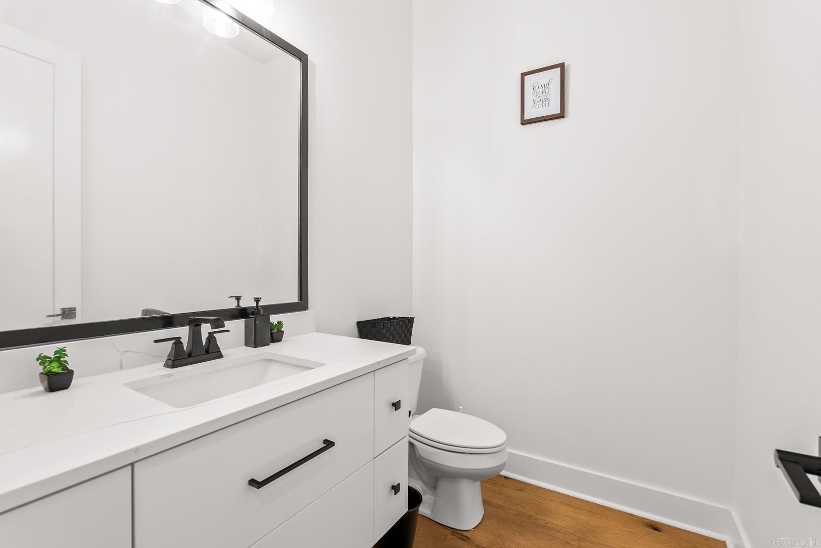 4904 Lake Vista Drive Benton, AR 72019