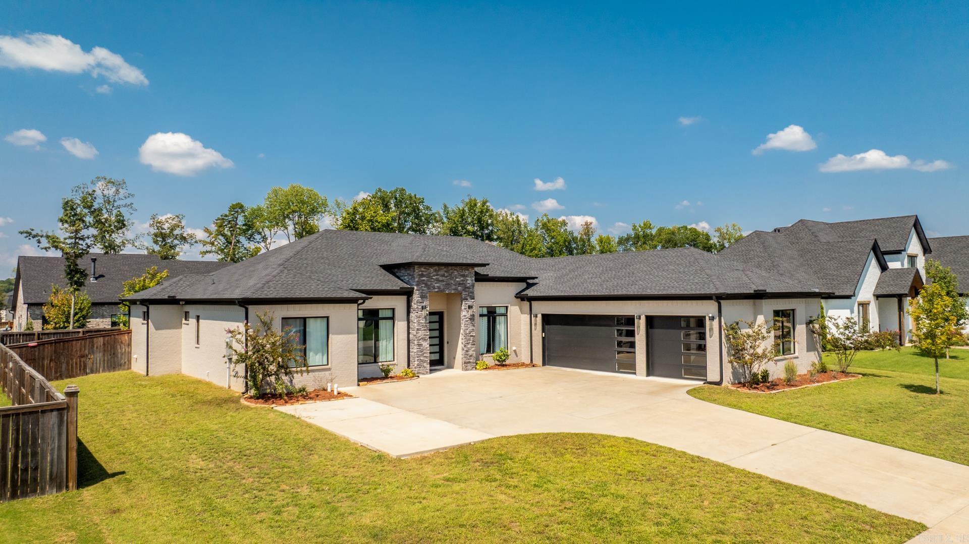 4904 Lake Vista Drive Benton, AR 72019