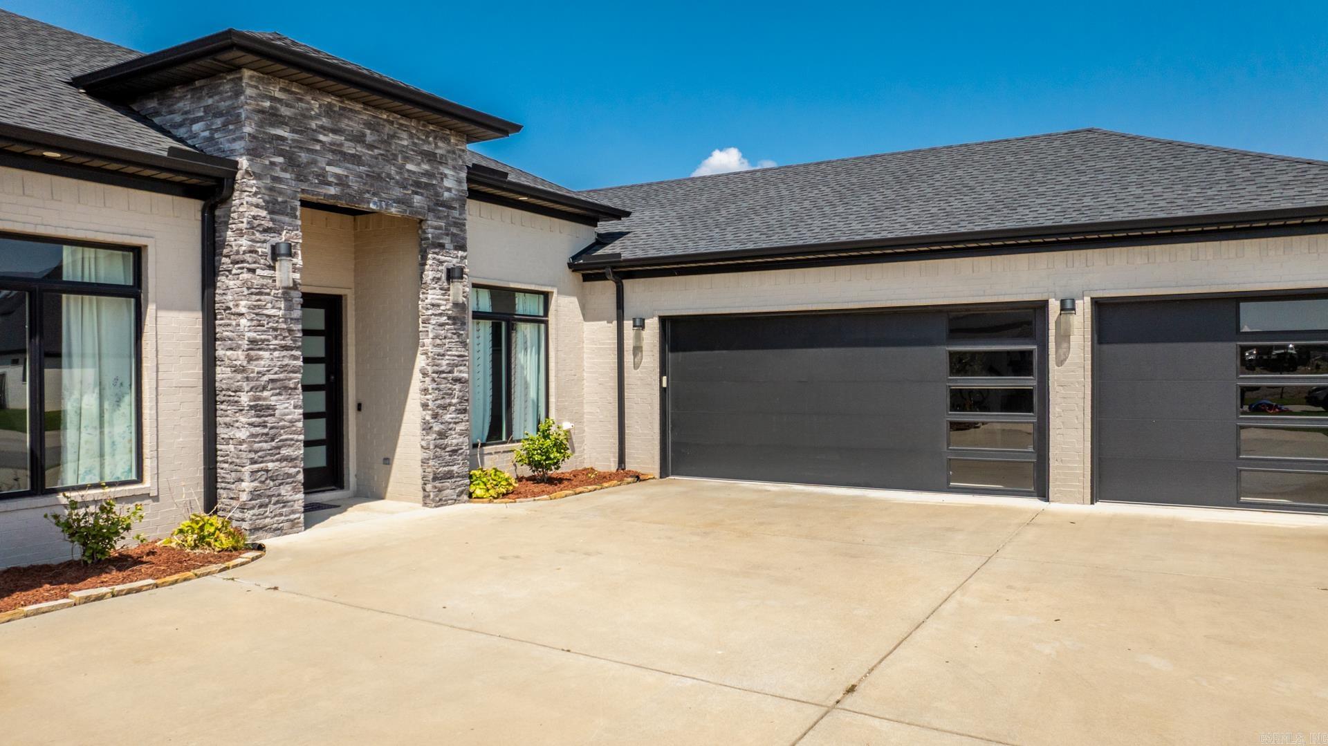 4904 Lake Vista Drive Benton, AR 72019