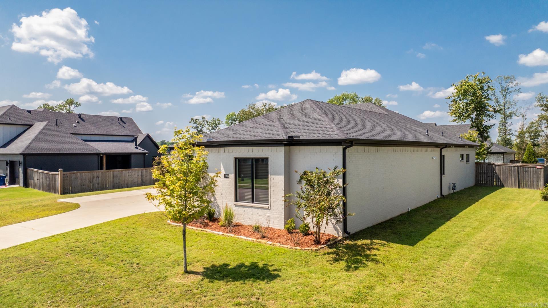 4904 Lake Vista Drive Benton, AR 72019