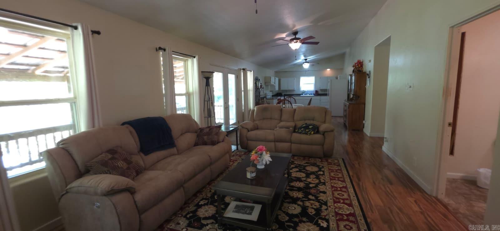 951 E County Road 206  Alton, MO