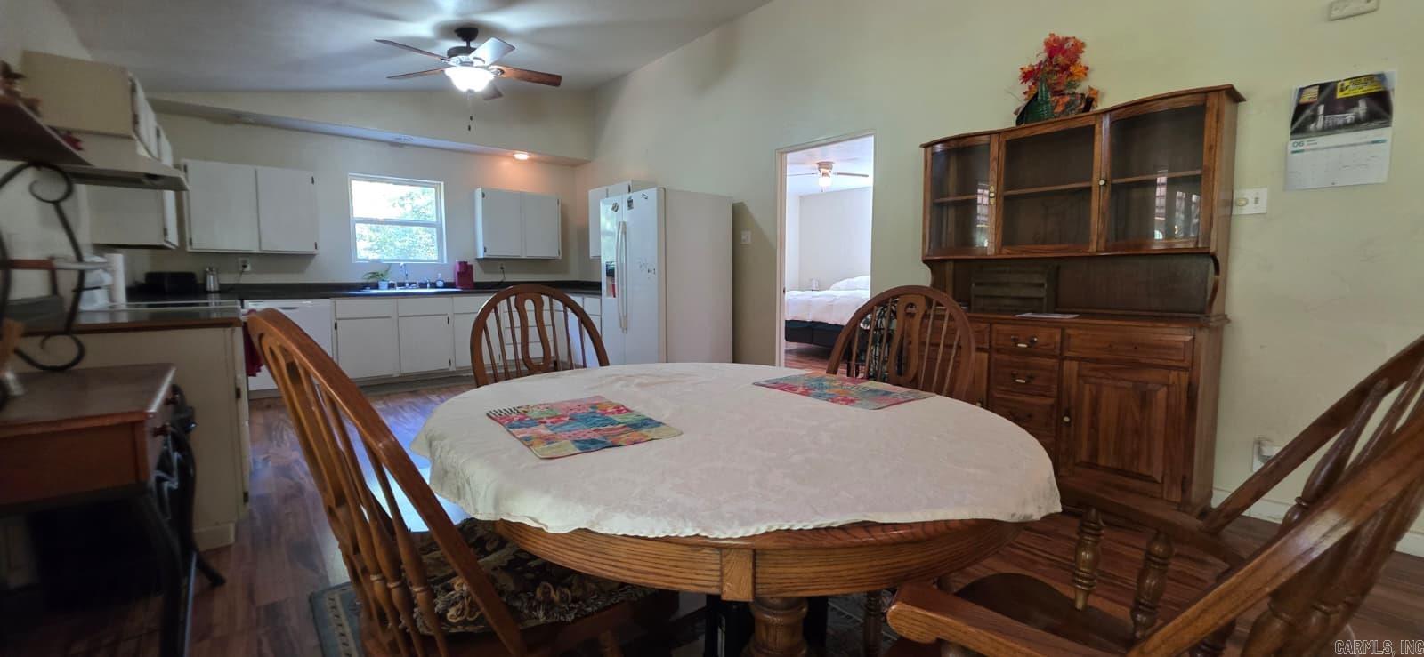 951 E County Road 206  Alton, MO