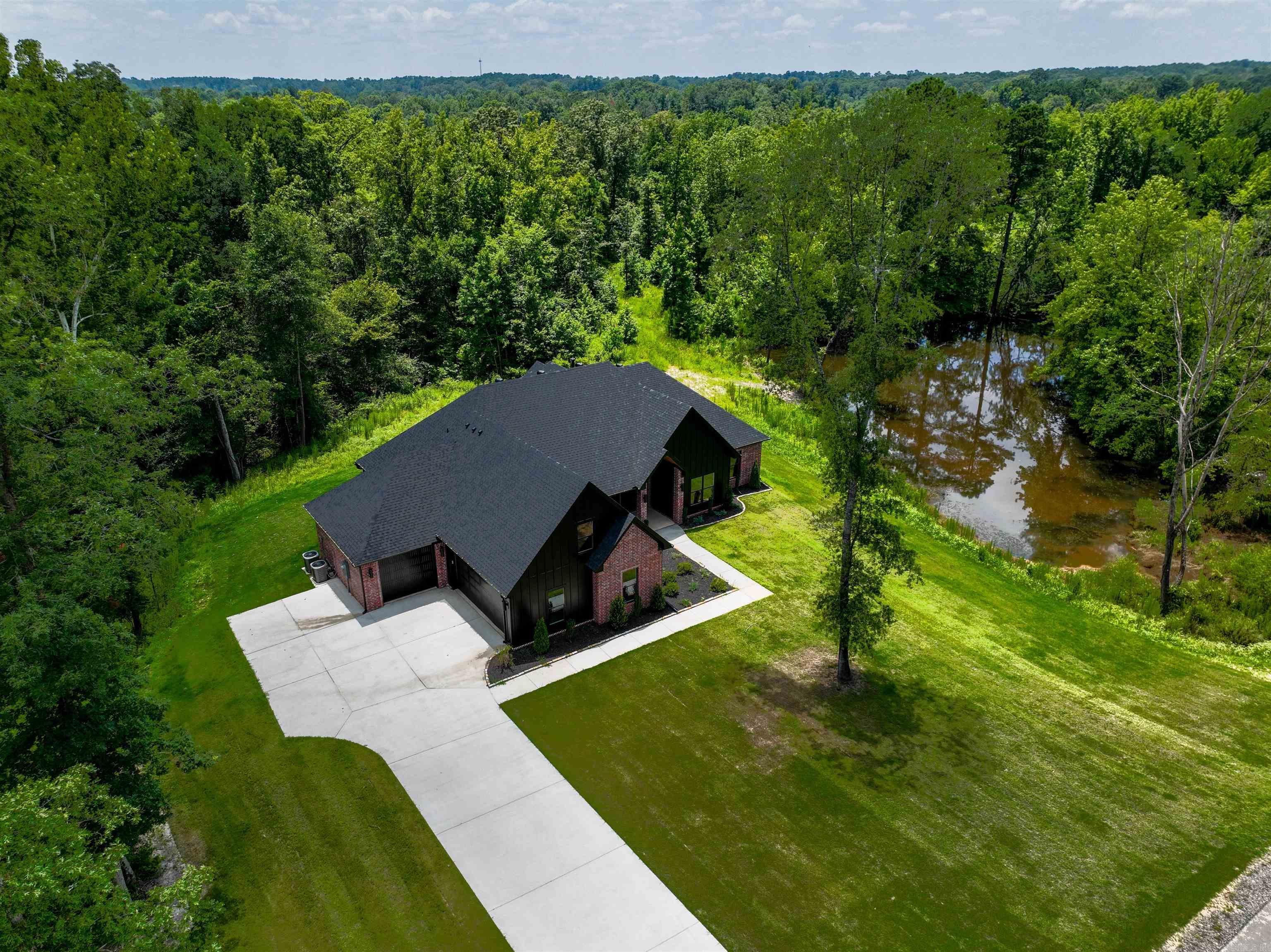 100 Shepherd Loop Drive Arkadelphia, AR 71923