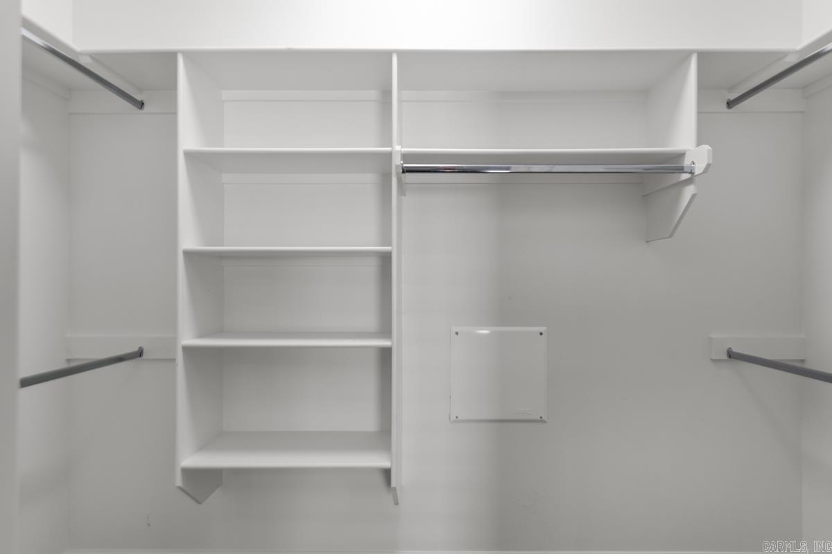 9 Bishop Place Little Rock, AR 72223