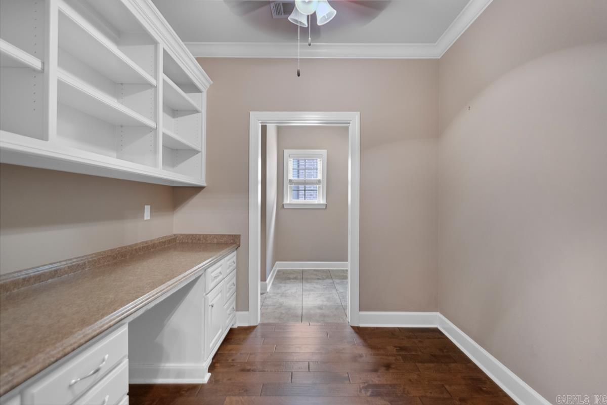 9 Bishop Place Little Rock, AR 72223