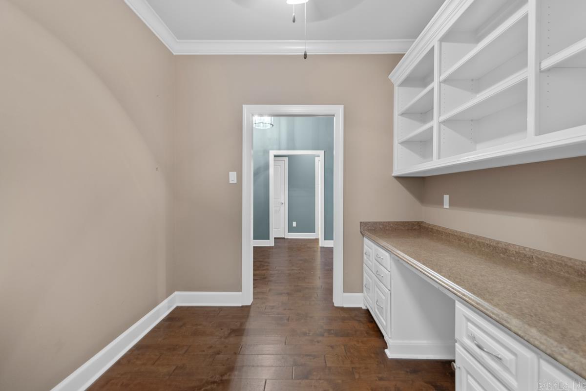 9 Bishop Place Little Rock, AR 72223