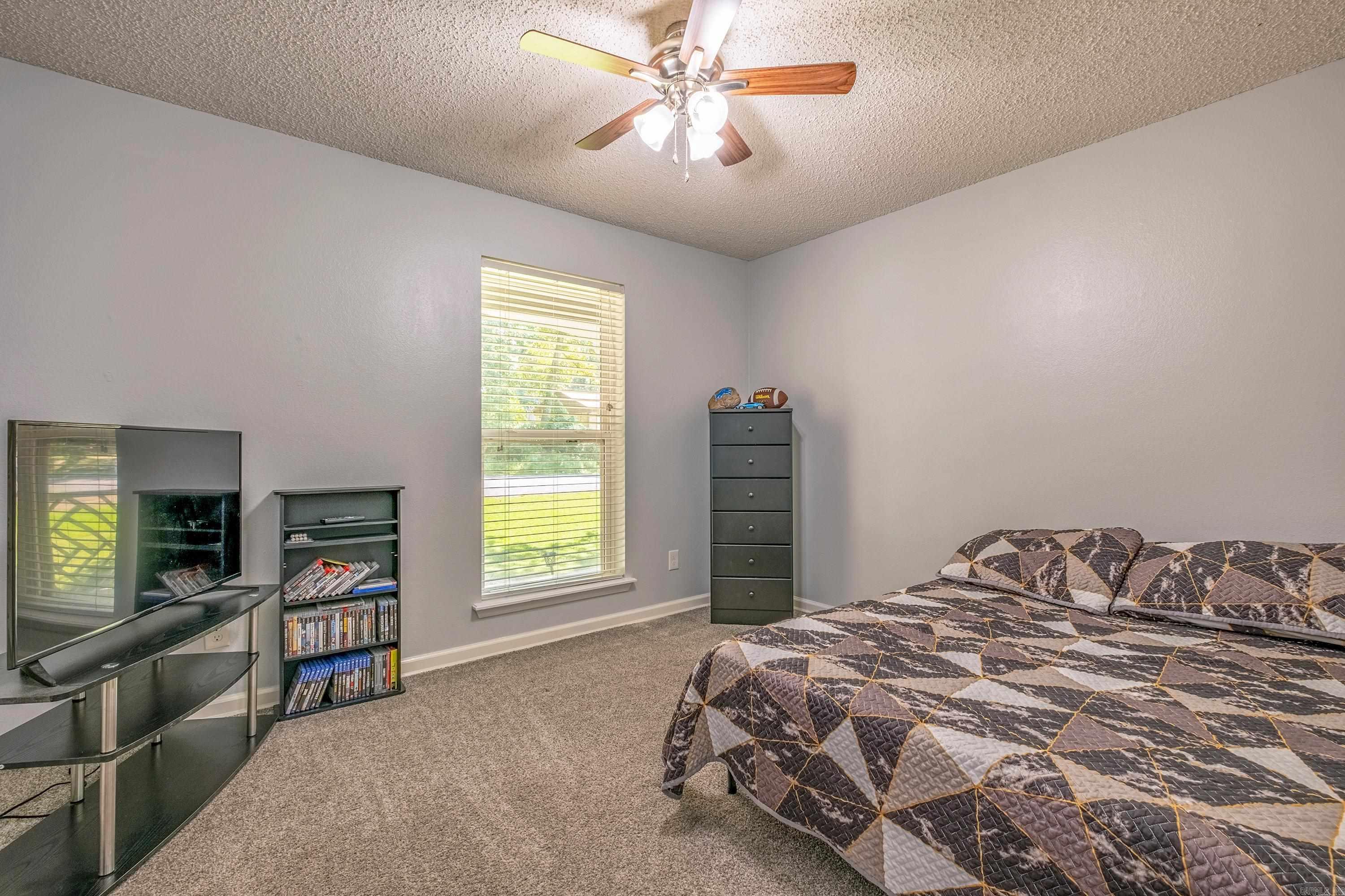 12 Carwin Benton, AR 72015