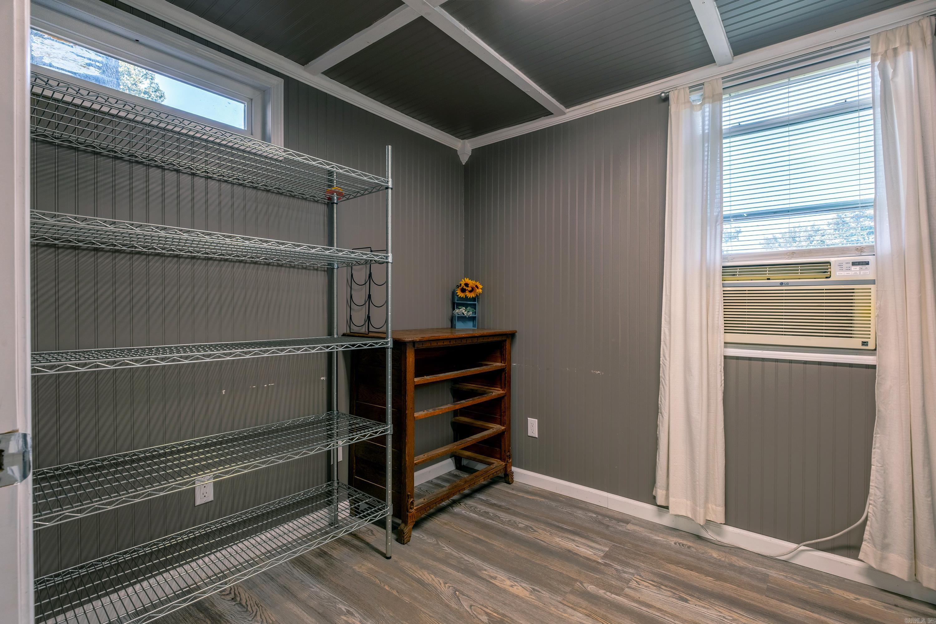 12 Carwin Benton, AR 72015