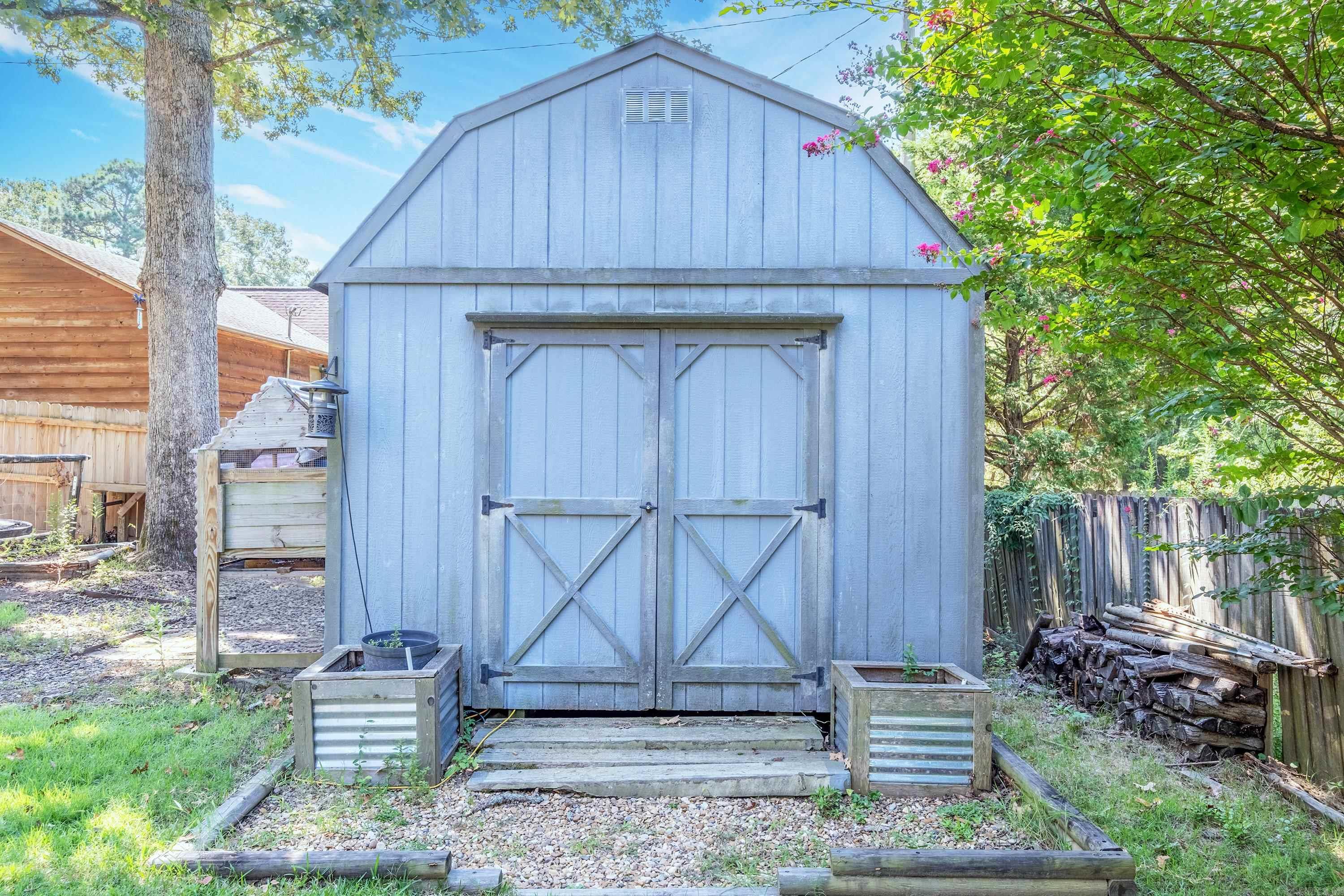 12 Carwin Benton, AR 72015