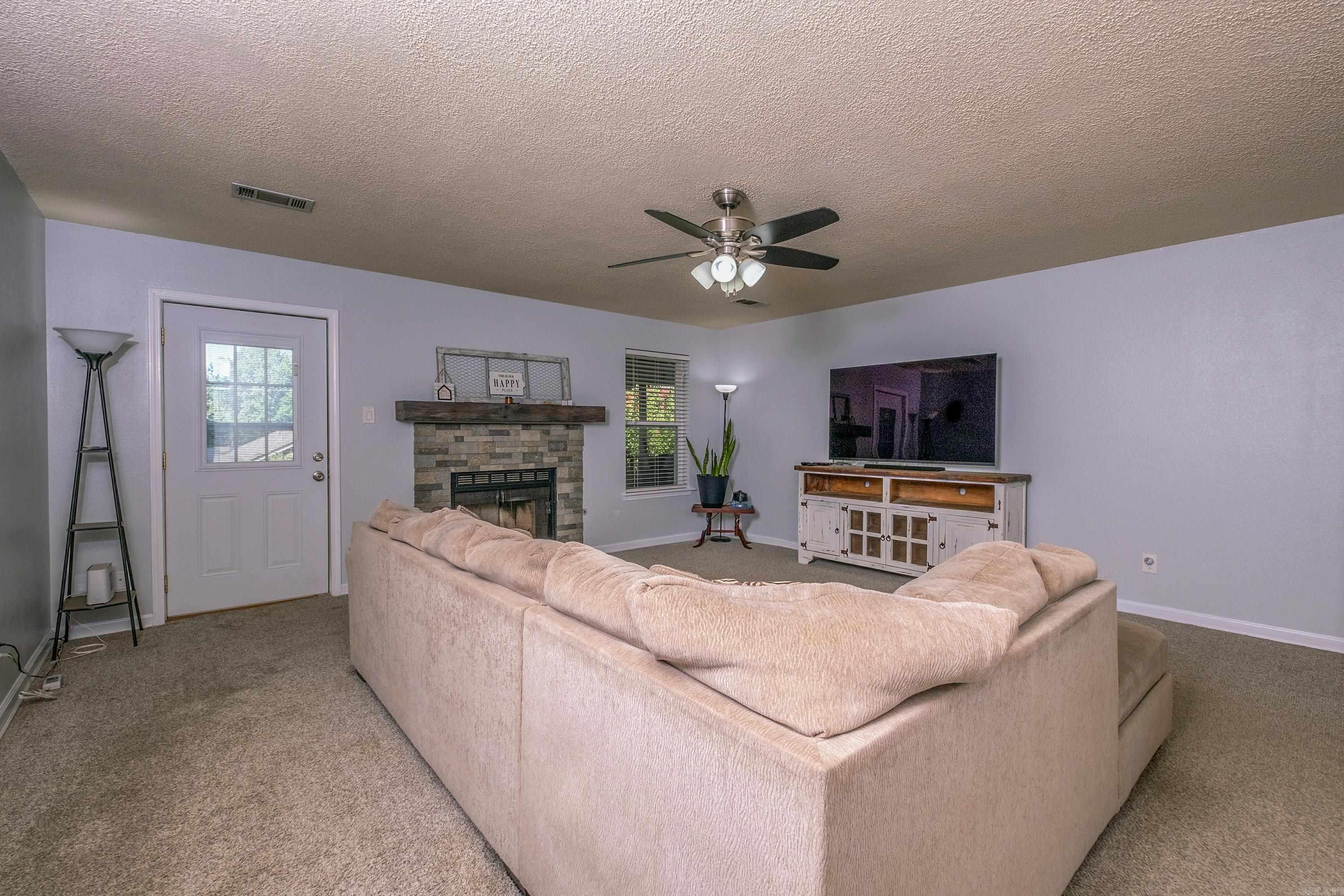 12 Carwin Benton, AR 72015