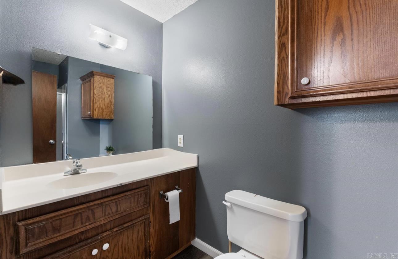 2905 Janet Dr.  Benton, AR