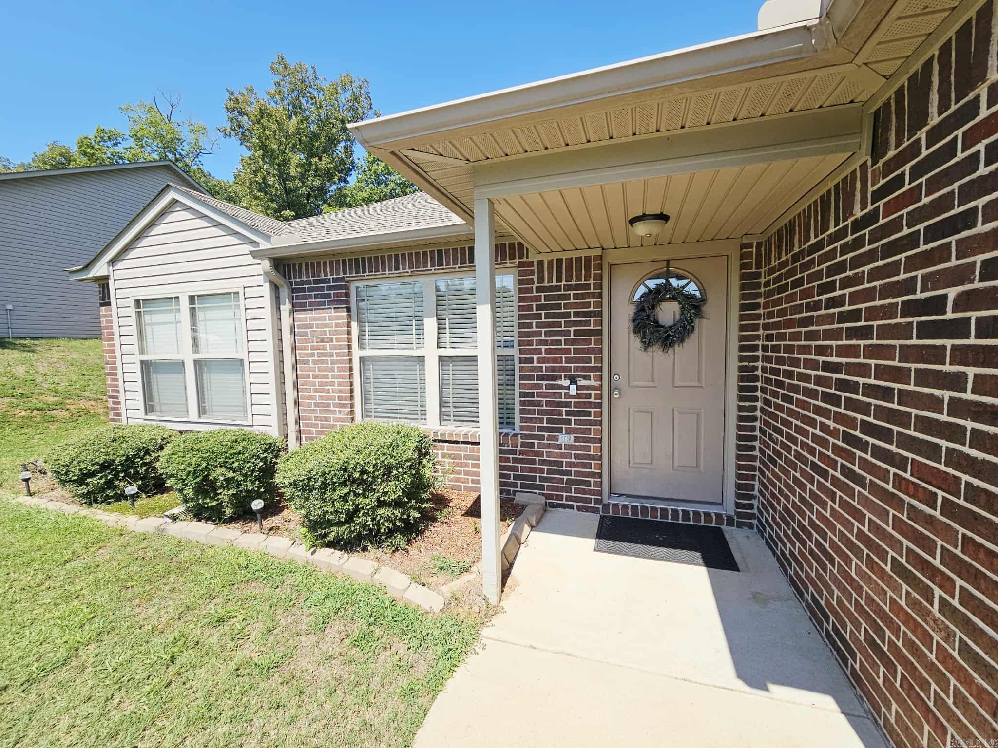 12104 Big Ridge Circle Shannon Hills, AR 72002