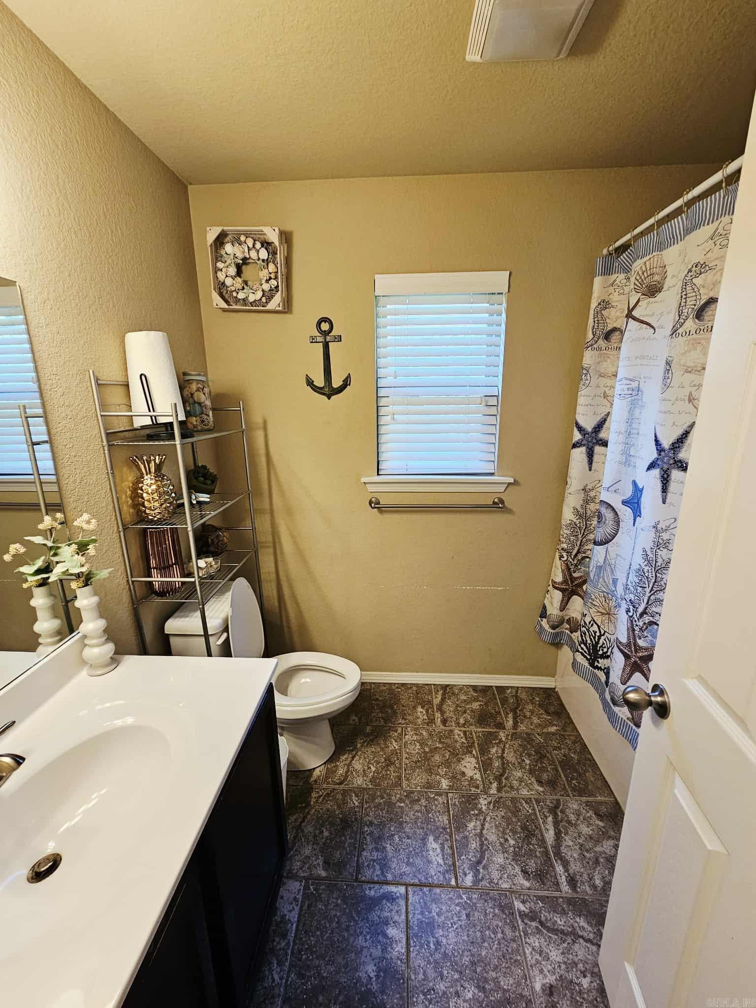 12104 Big Ridge Circle Shannon Hills, AR 72002