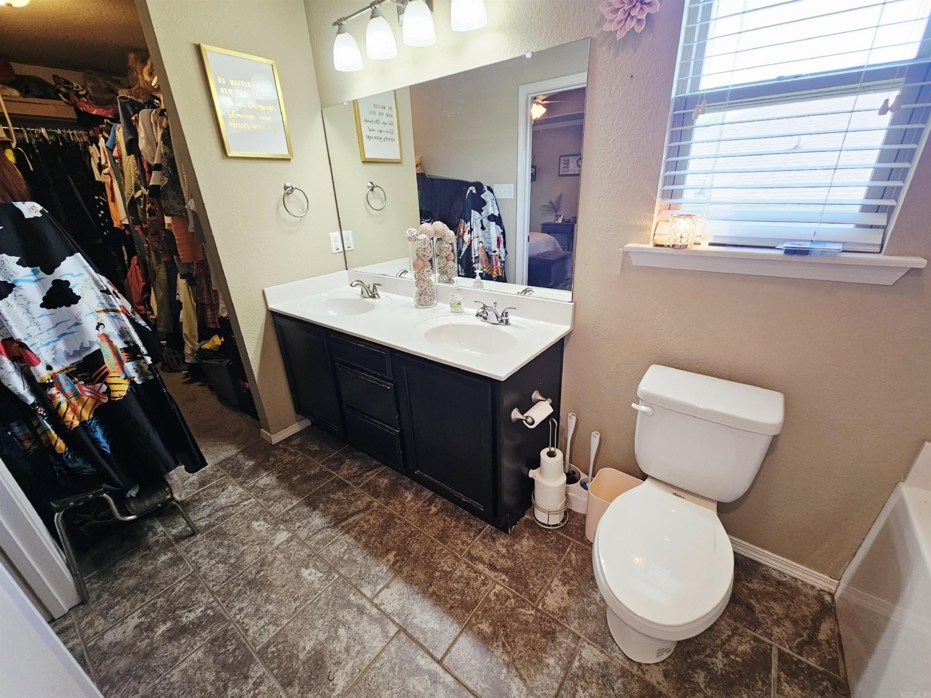 12104 Big Ridge Circle Shannon Hills, AR 72002