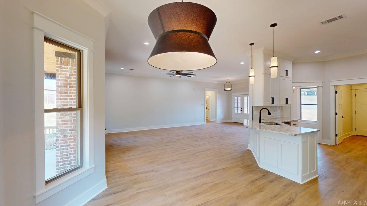 6 Persimmon Ridge Circle Greenbrier, AR 72058