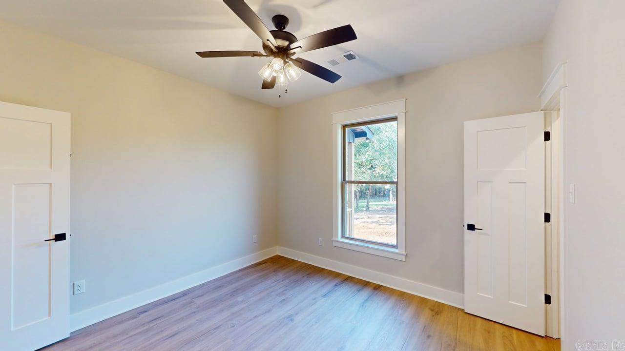 6 Persimmon Ridge Circle Greenbrier, AR 72058