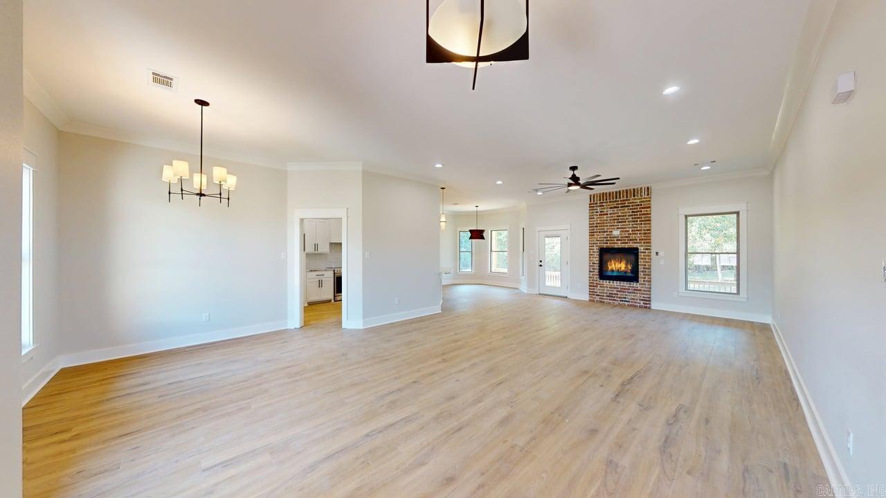 6 Persimmon Ridge Circle Greenbrier, AR 72058