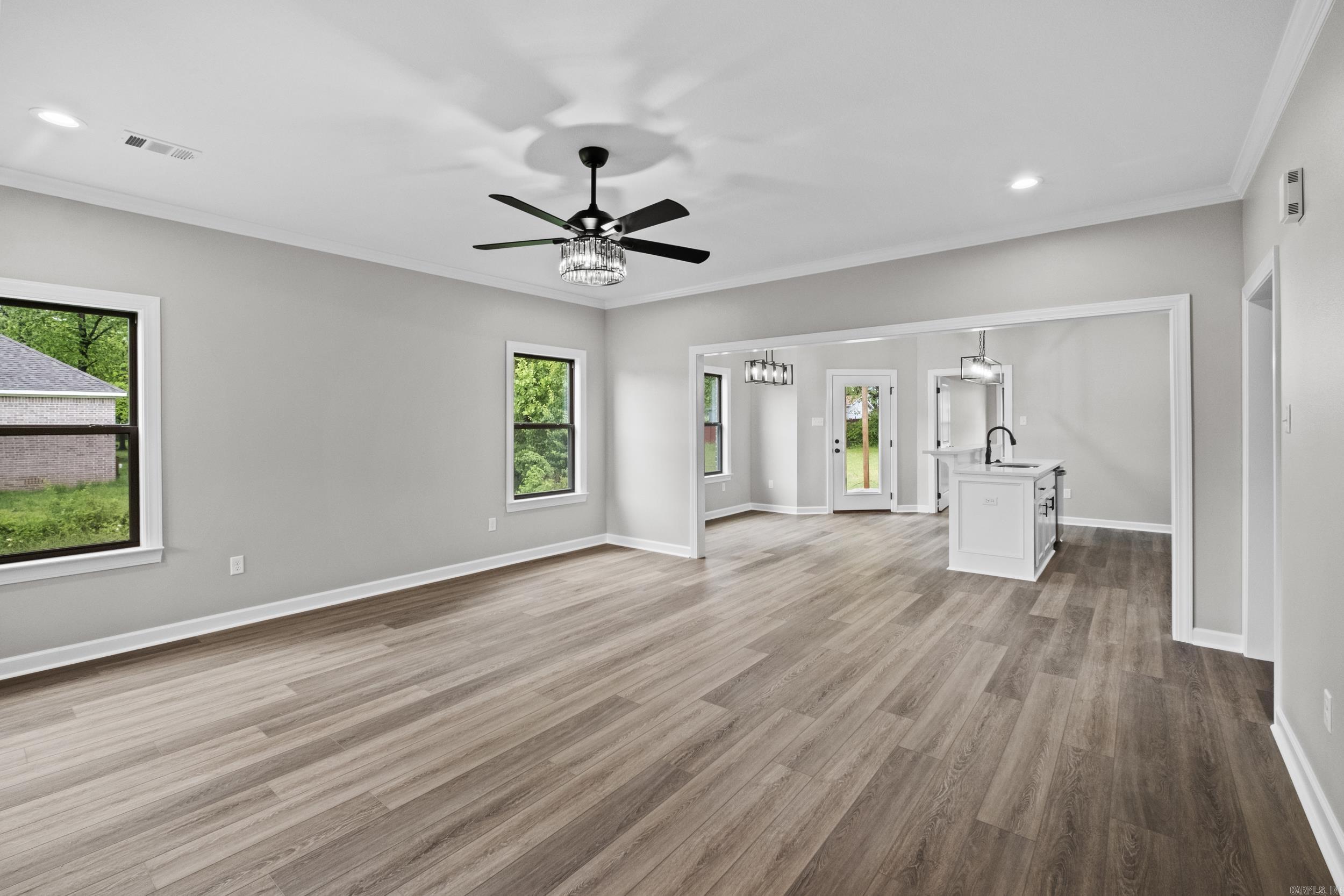 22 Ledrick  Mayflower, AR