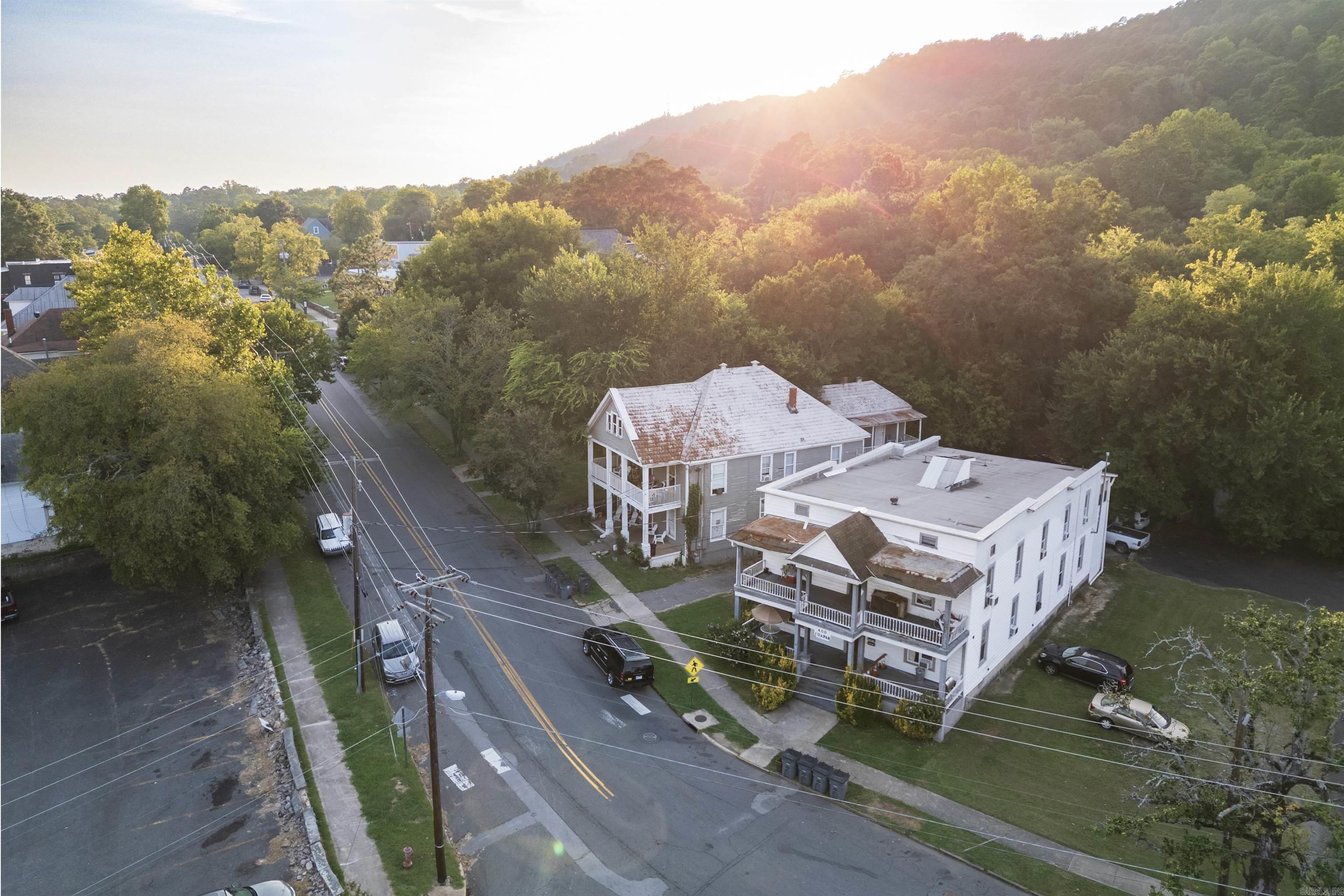 400 & 402 Quapaw  Hot Springs, AR