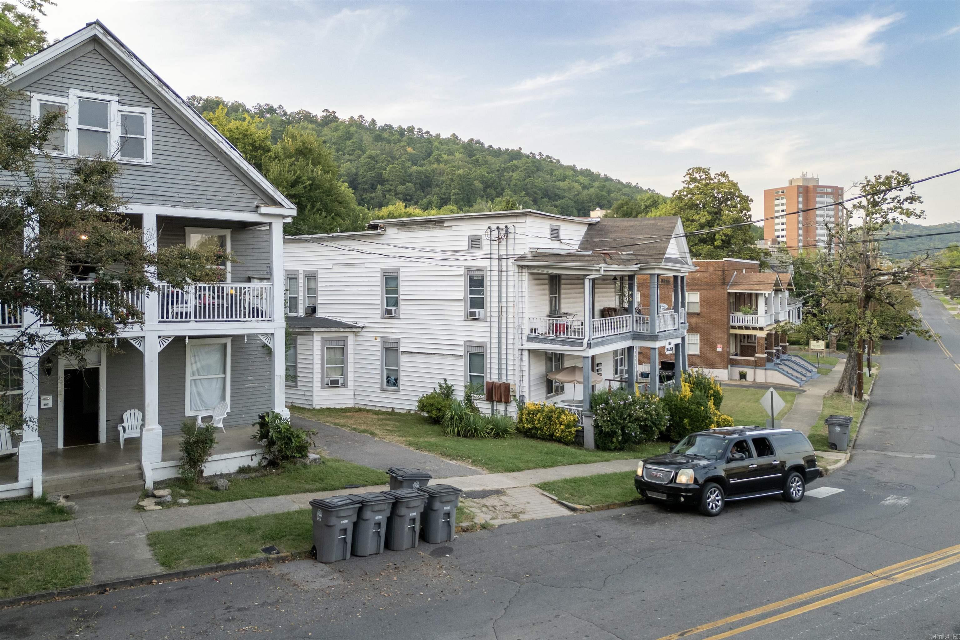 400 & 402 Quapaw  Hot Springs, AR