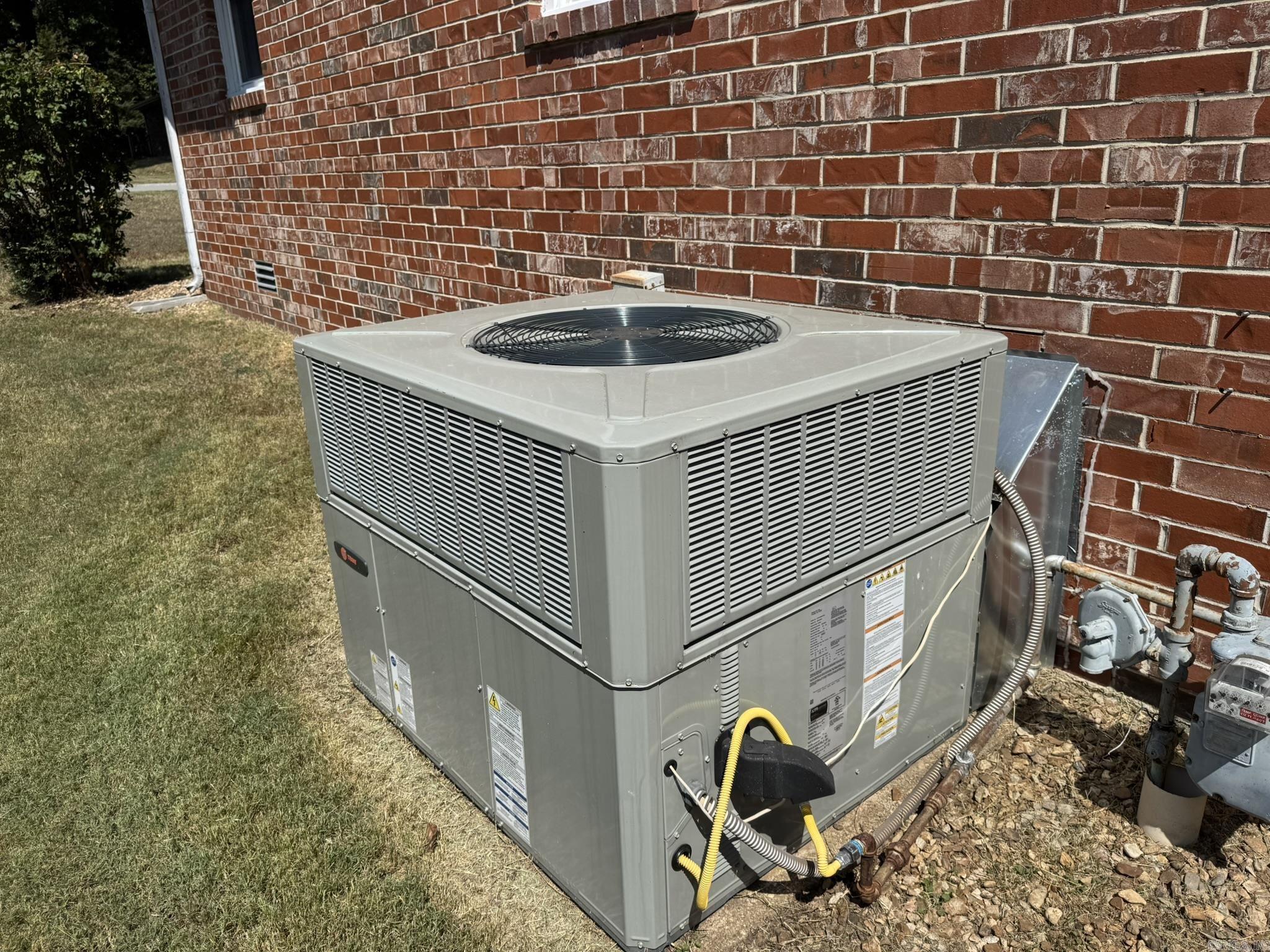 1513 Berry Lane Mountain Home, AR 72653