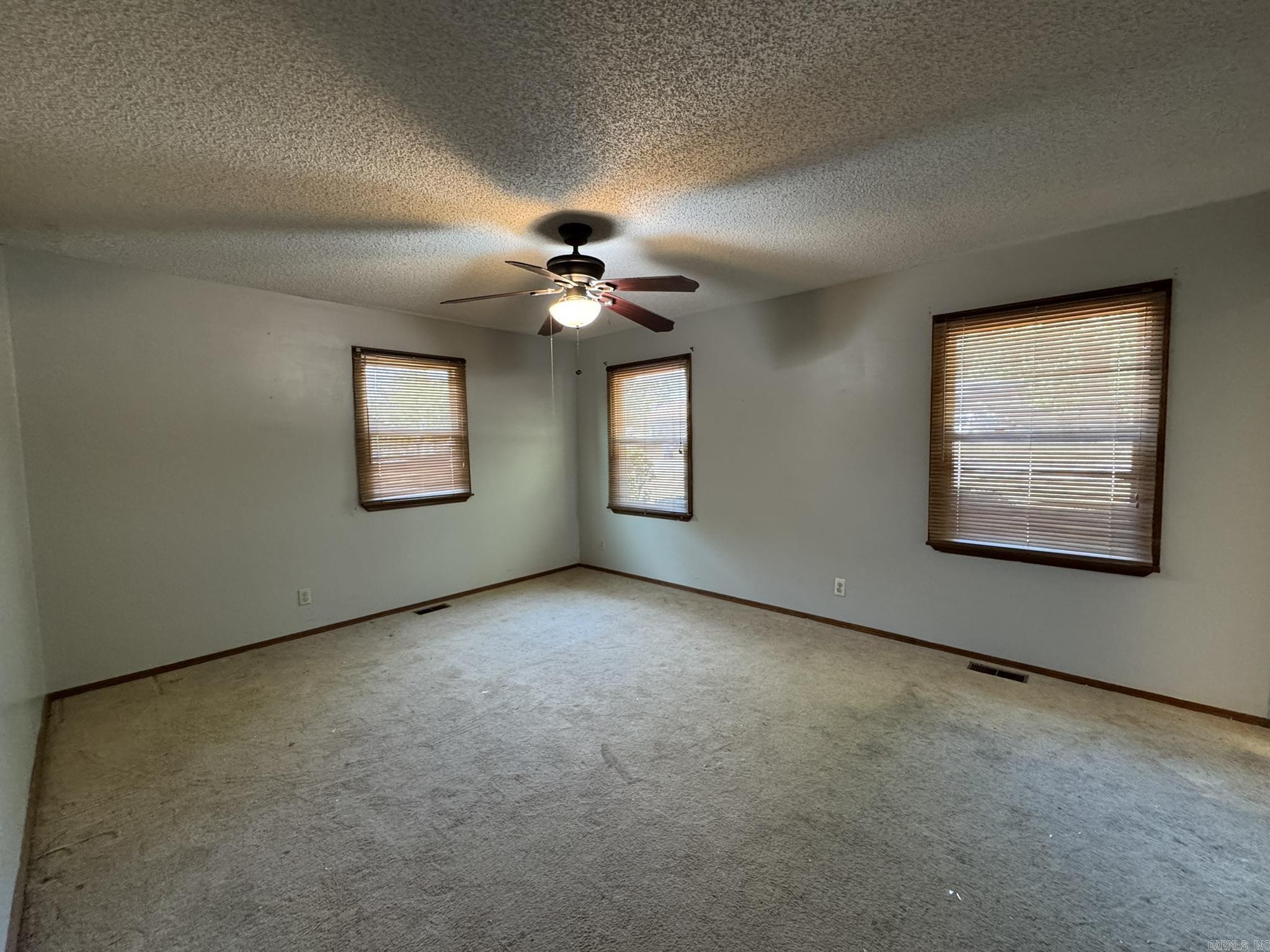 1513 Berry Lane Mountain Home, AR 72653